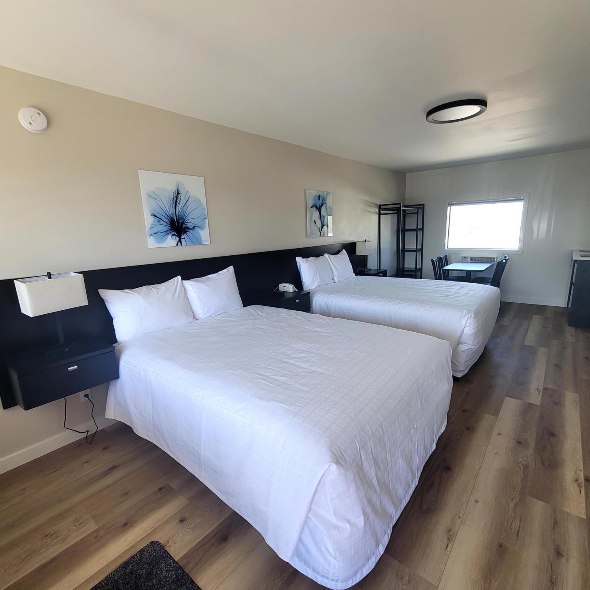 Richland Inn and Suites photo 2