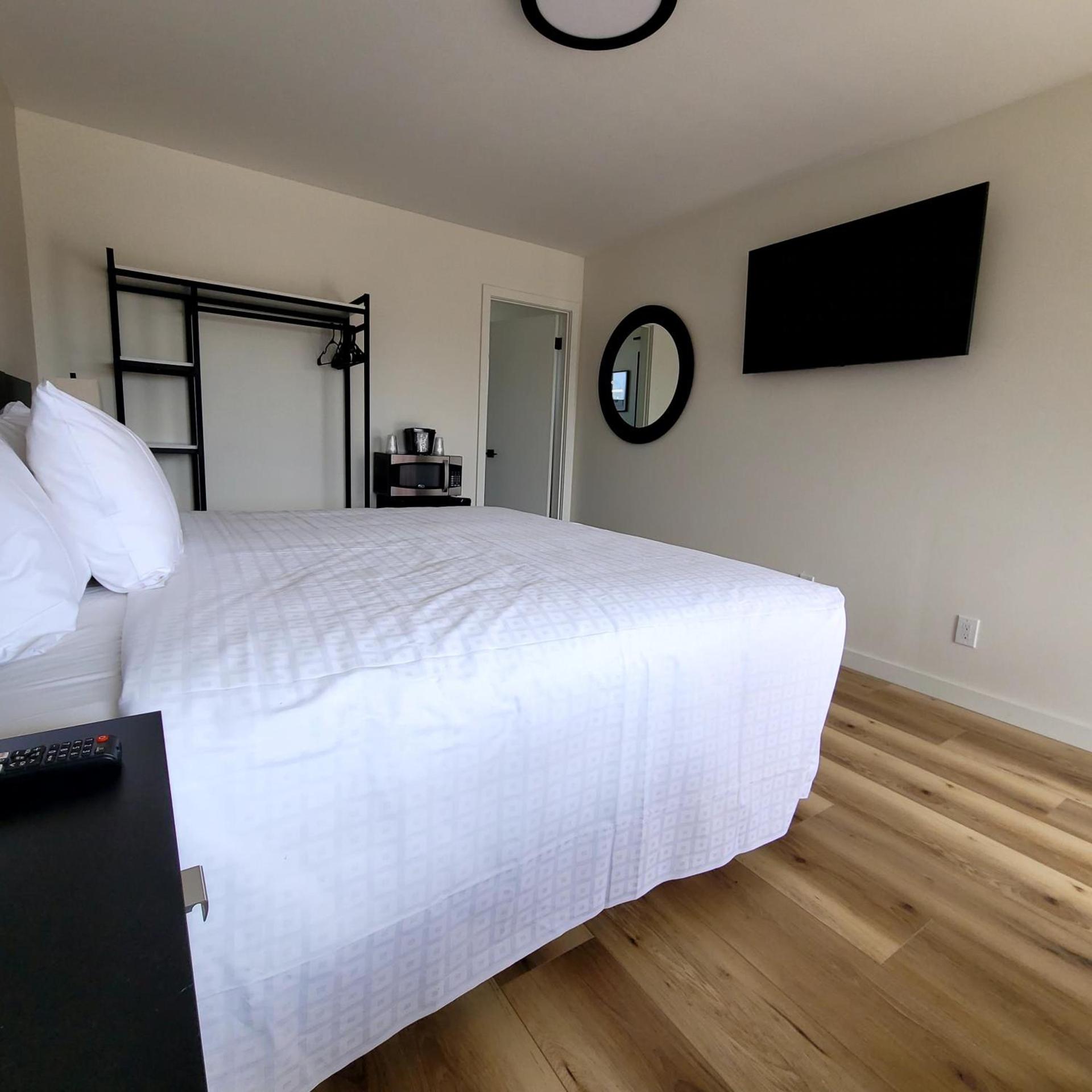 Richland Inn and Suites photo 11