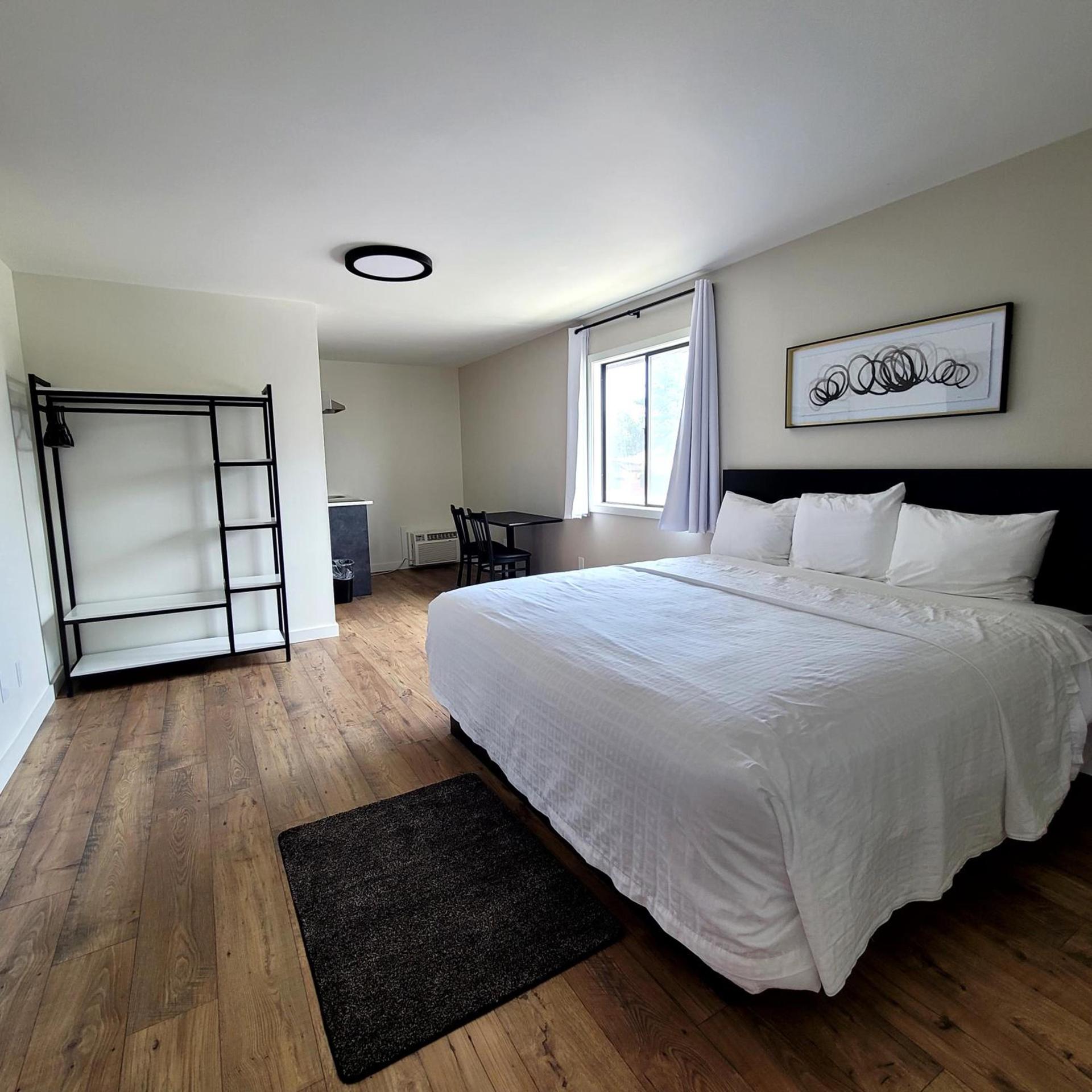 Richland Inn and Suites photo 9