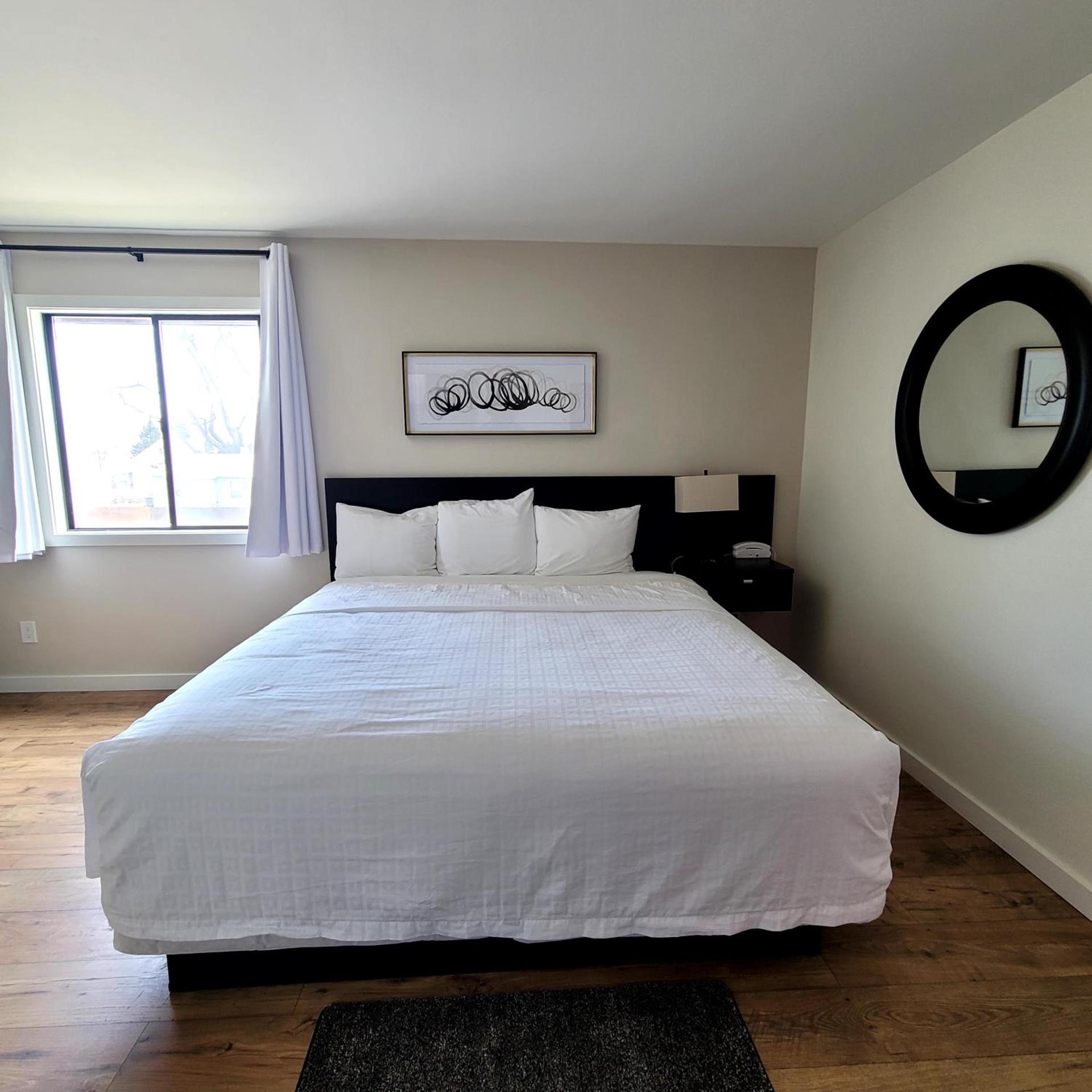 Richland Inn and Suites photo 10
