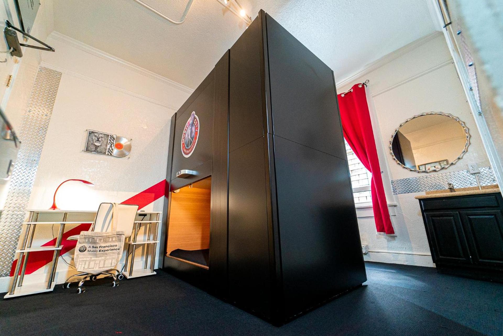Music City Hotel - The San Francisco Music Experience photo 29