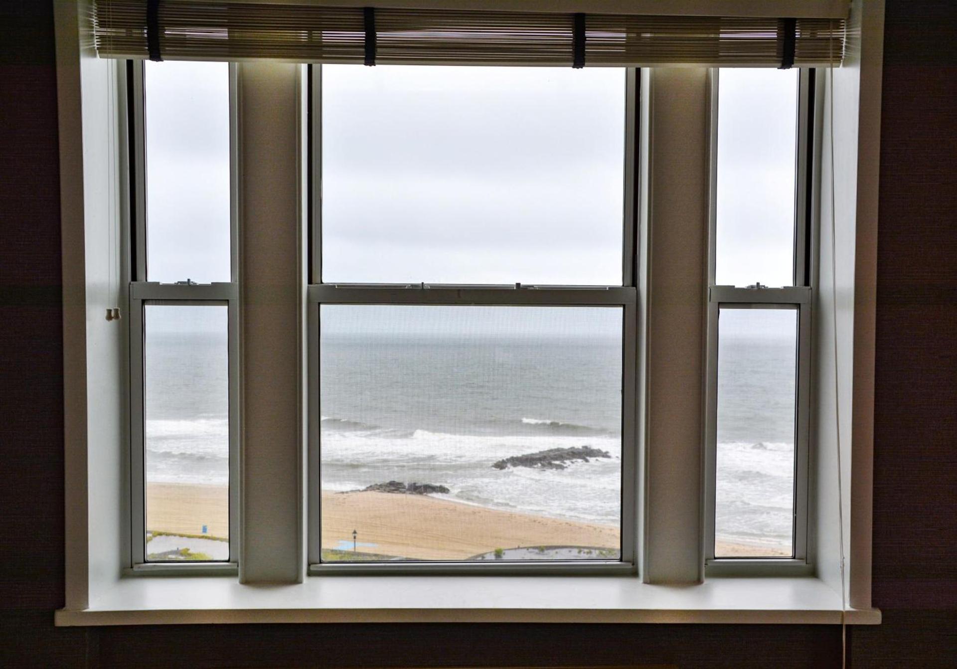 Berkeley Oceanfront Hotel photo 22