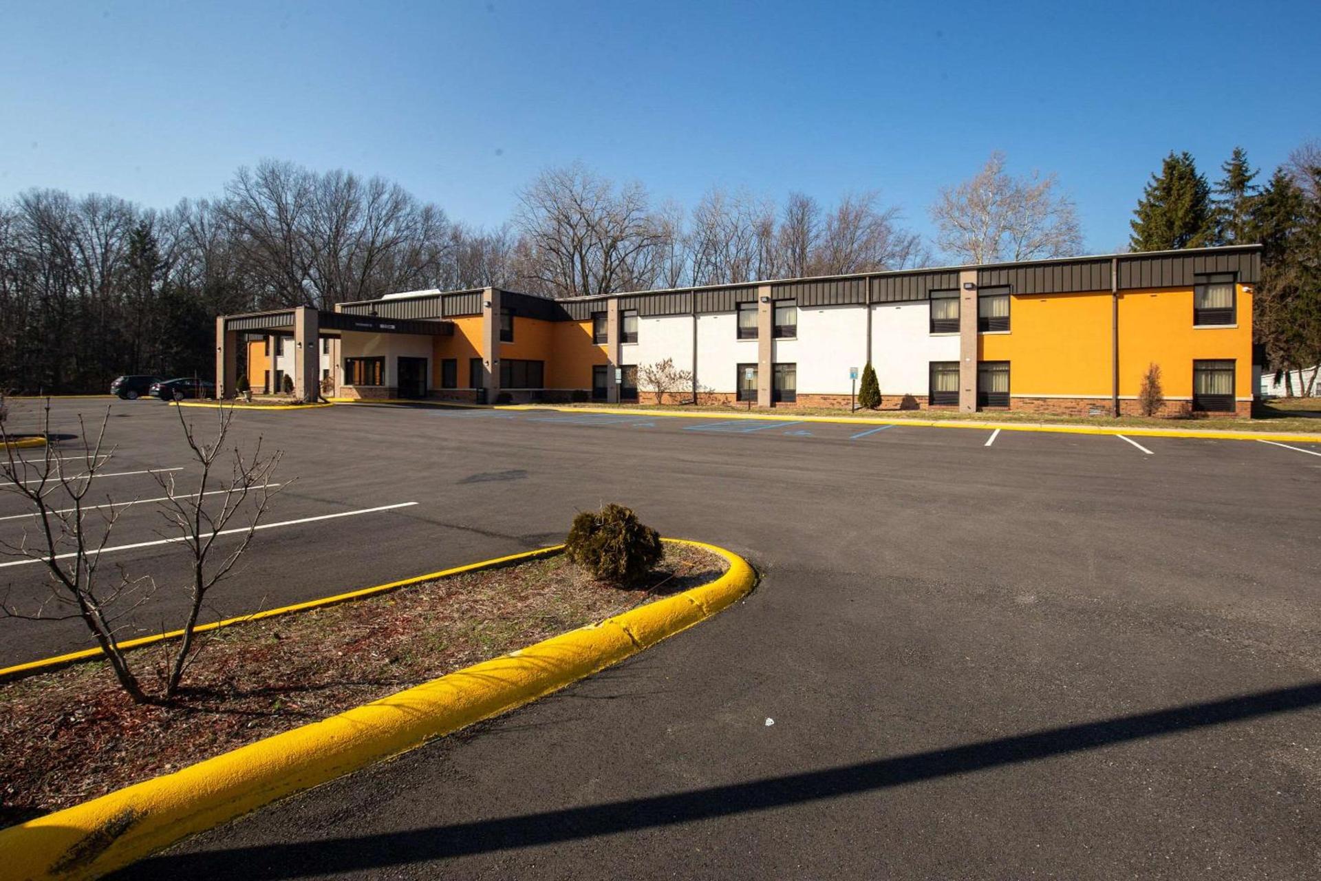 Quality Inn & Suites Portage Central photo 5