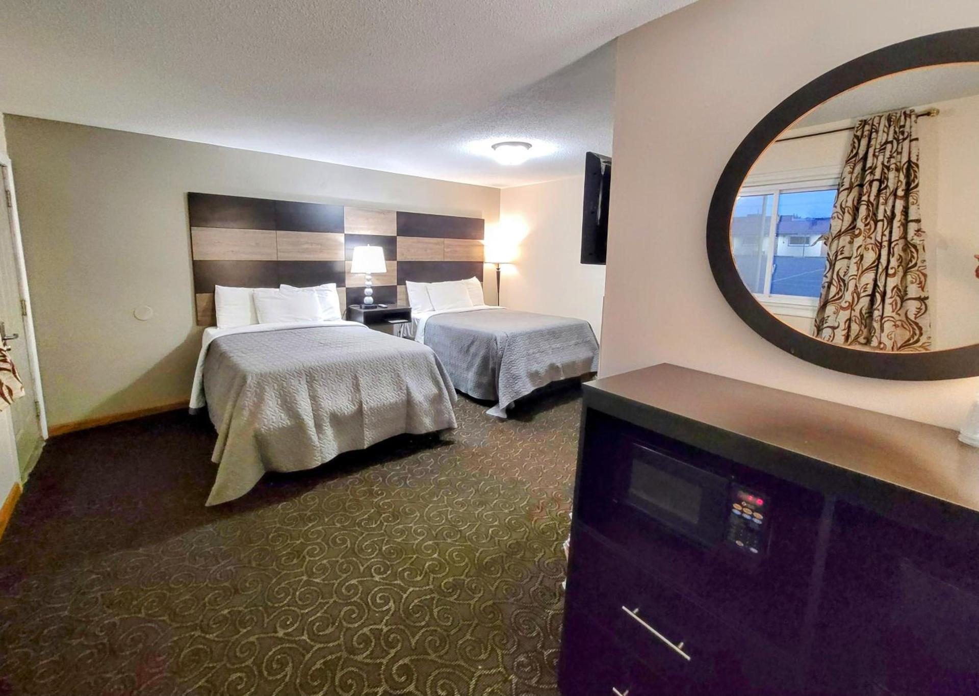 Woodland Inn photo 17