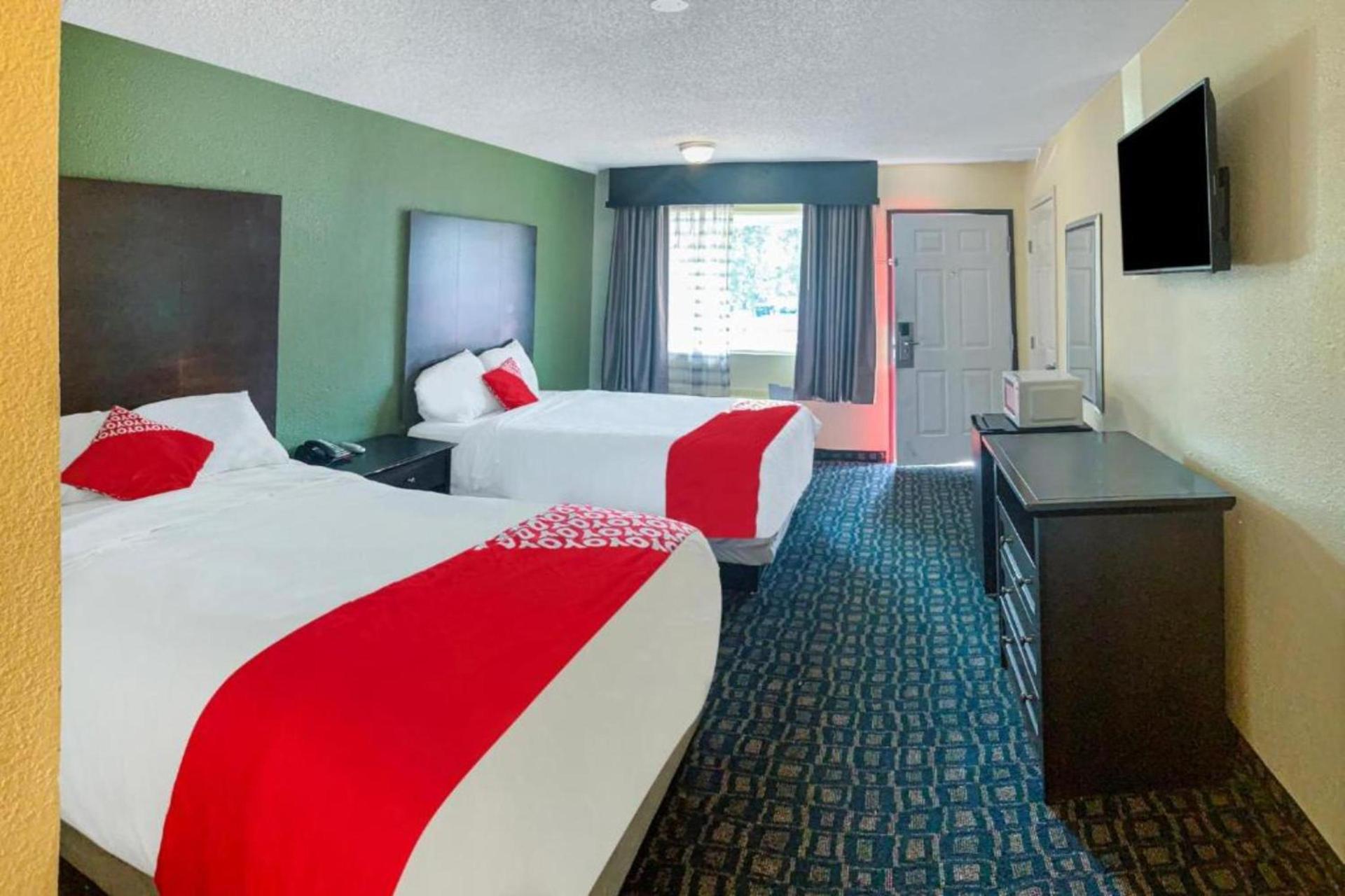 OYO Hotel Rosenberg TX I-69 photo 41