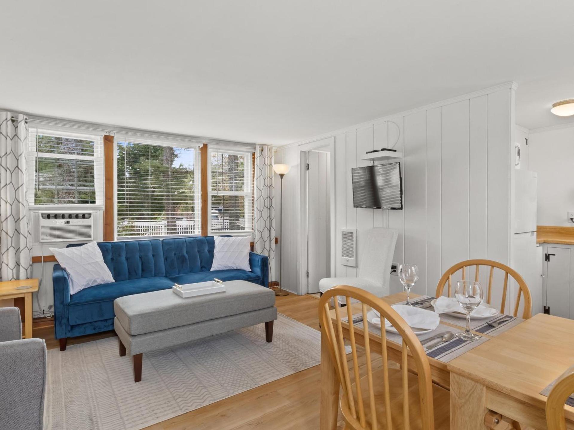 The Seagrove Suites & Guest Rooms photo 38