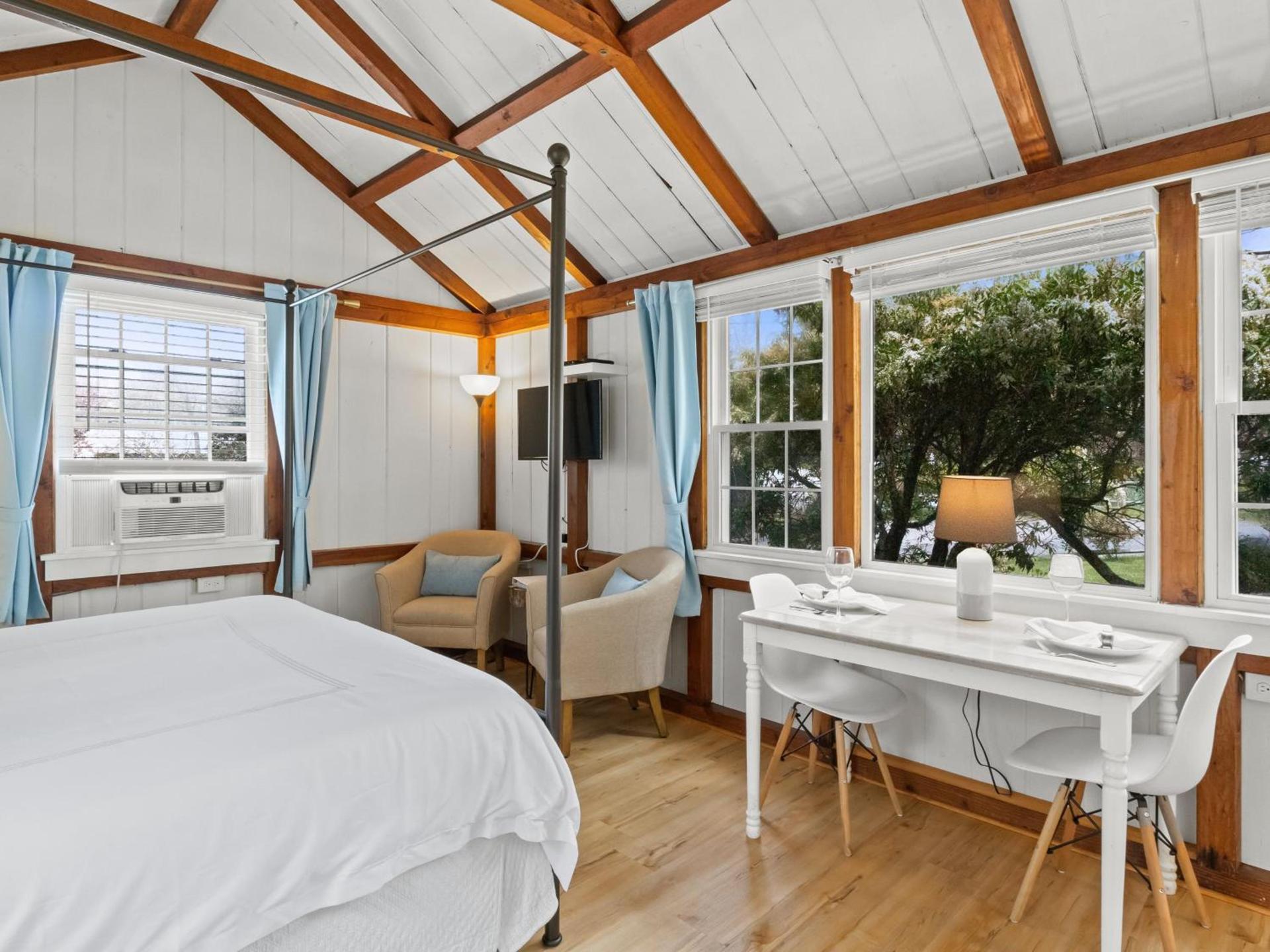 The Seagrove Suites & Guest Rooms photo 53