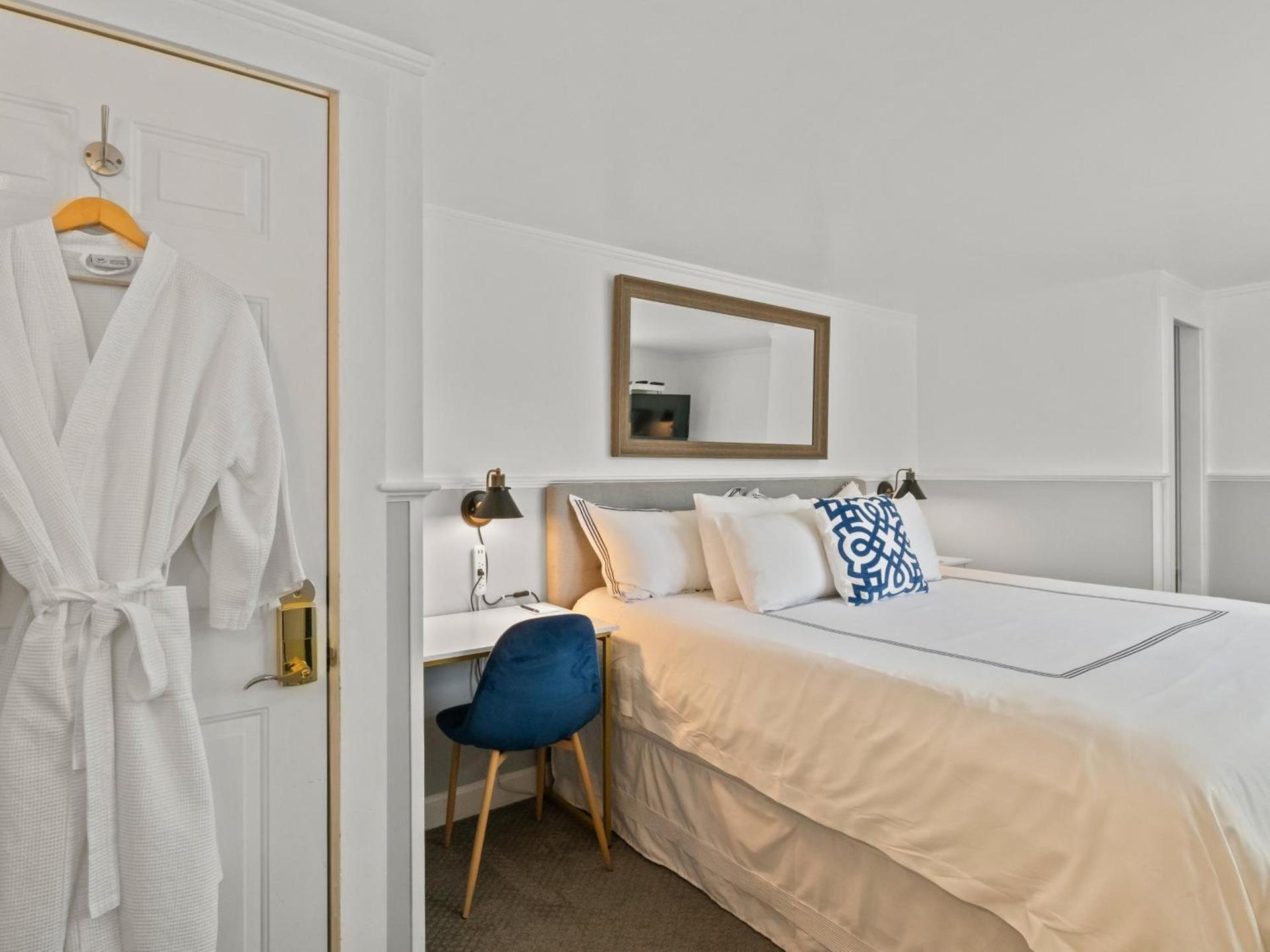 The Seagrove Suites & Guest Rooms photo 25