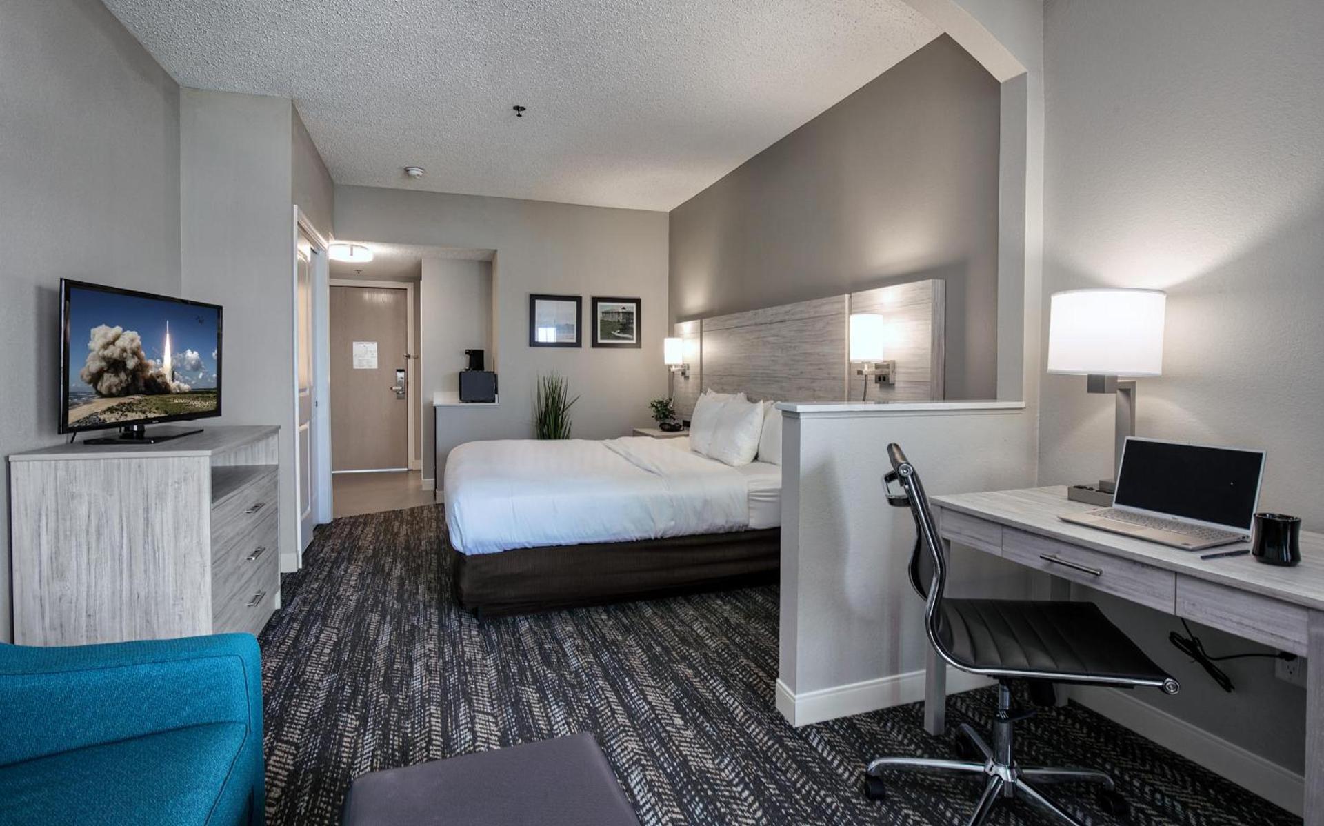 Comfort Suites Chincoteague Island Bayfront Resort photo 75