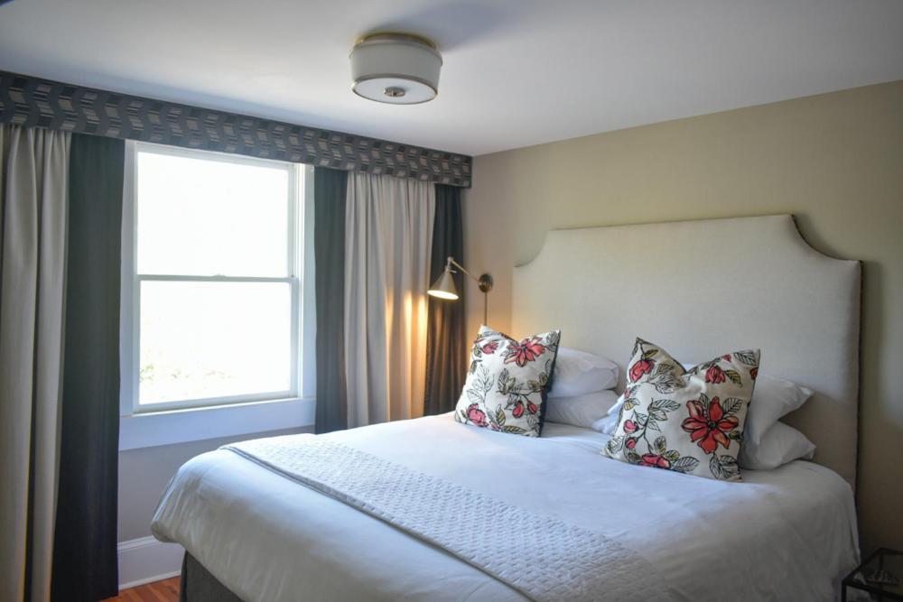 Sparrow Grove Manor photo 19