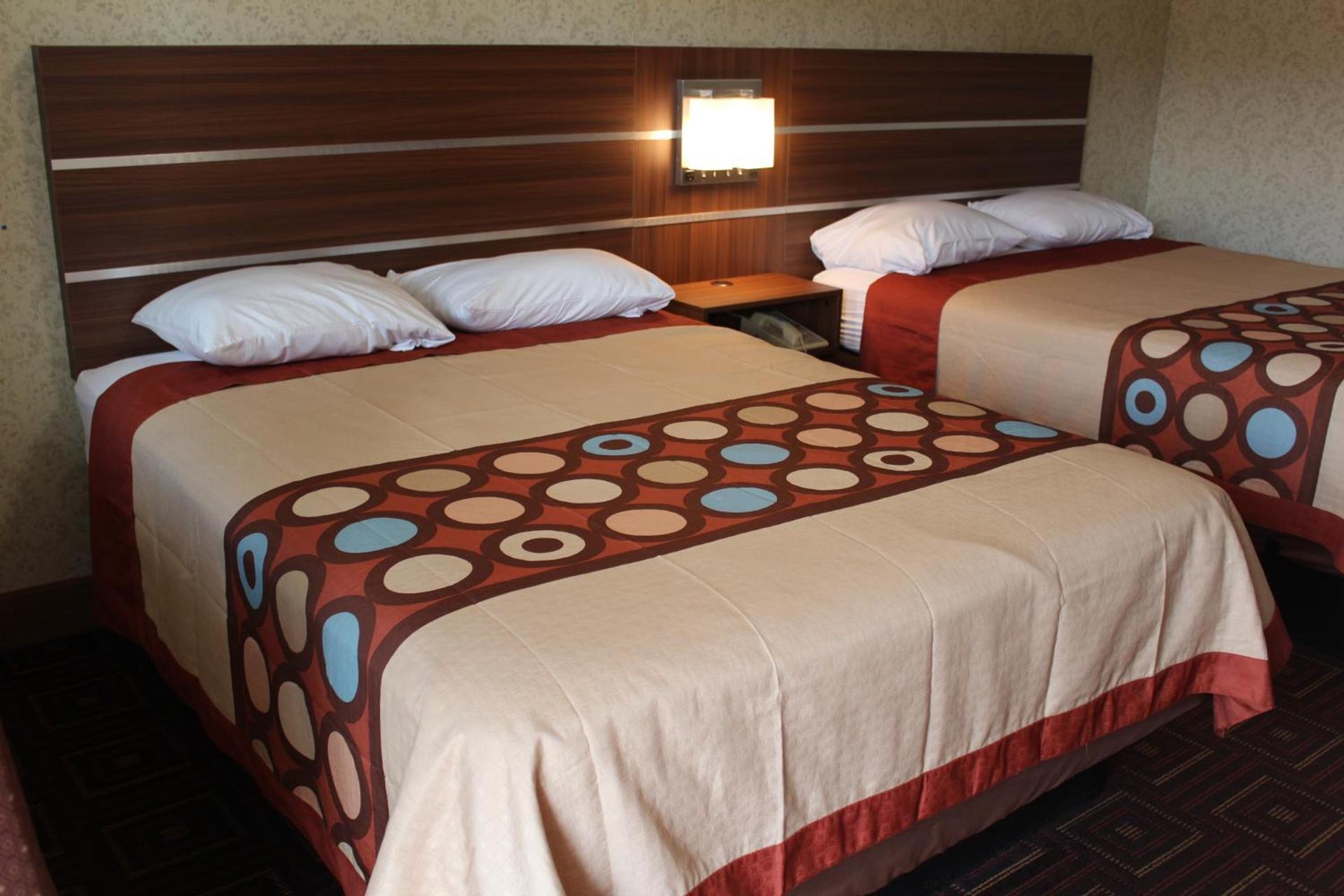 American Inn photo 16