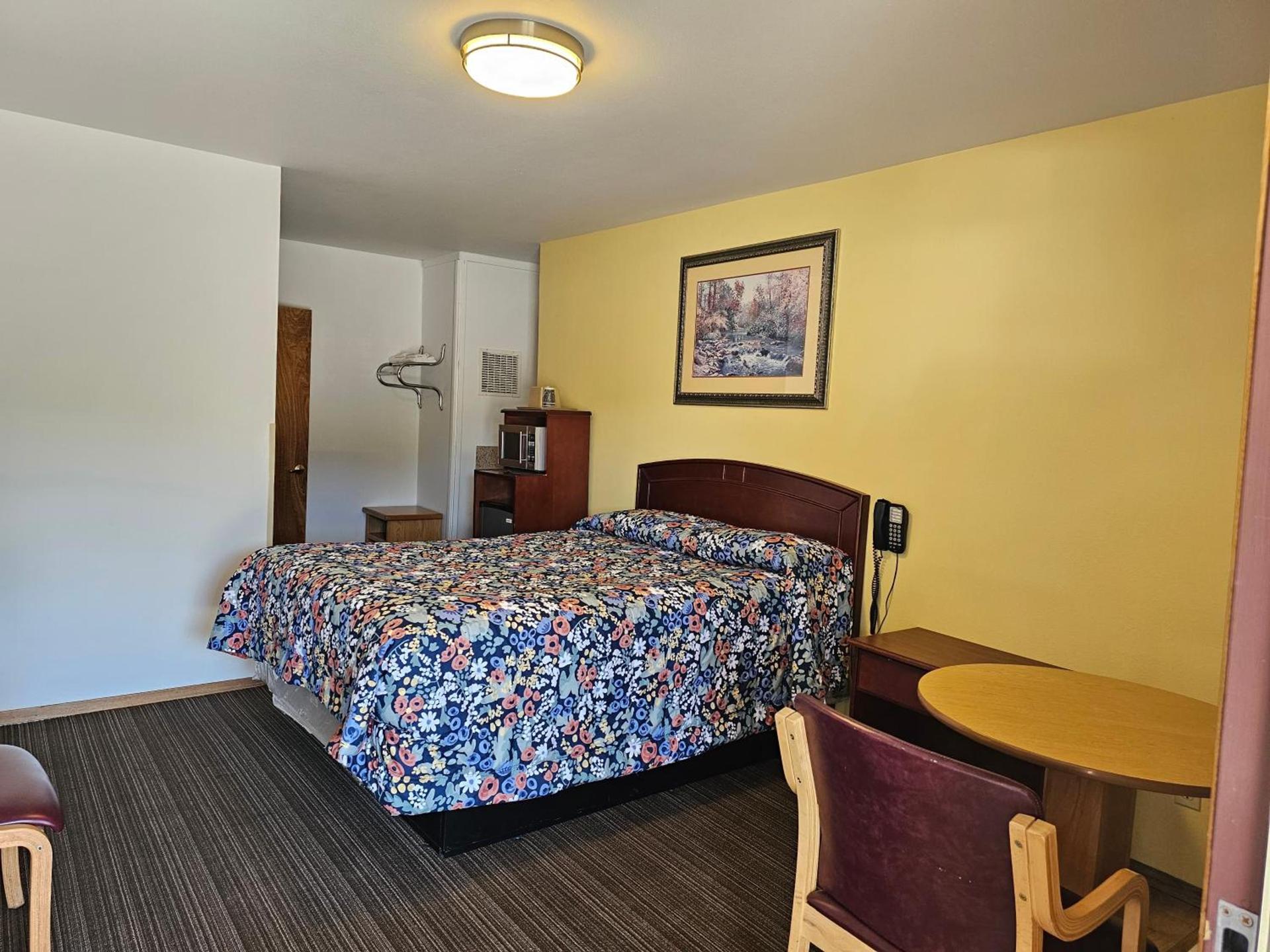 Cle Elum Travelers Inn photo 32