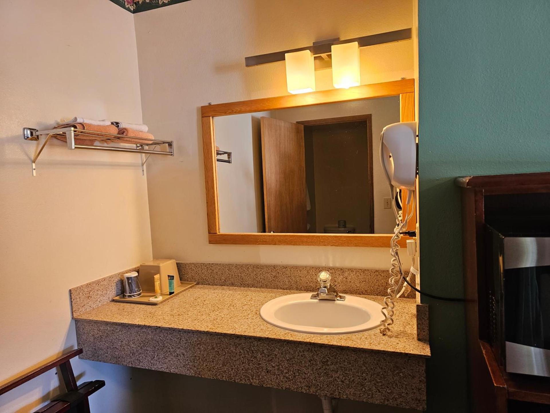 Cle Elum Travelers Inn photo 3