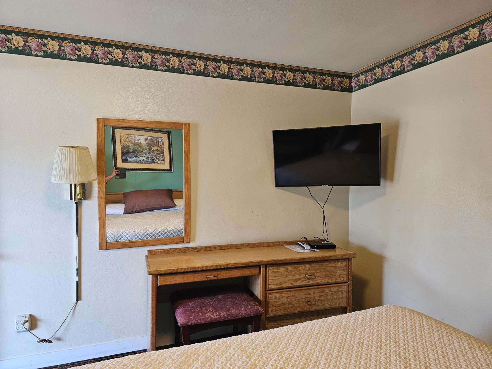Cle Elum Travelers Inn photo 40