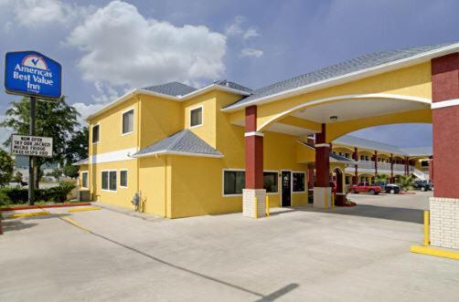 Americas Best Value Inn-Baytown photo 1