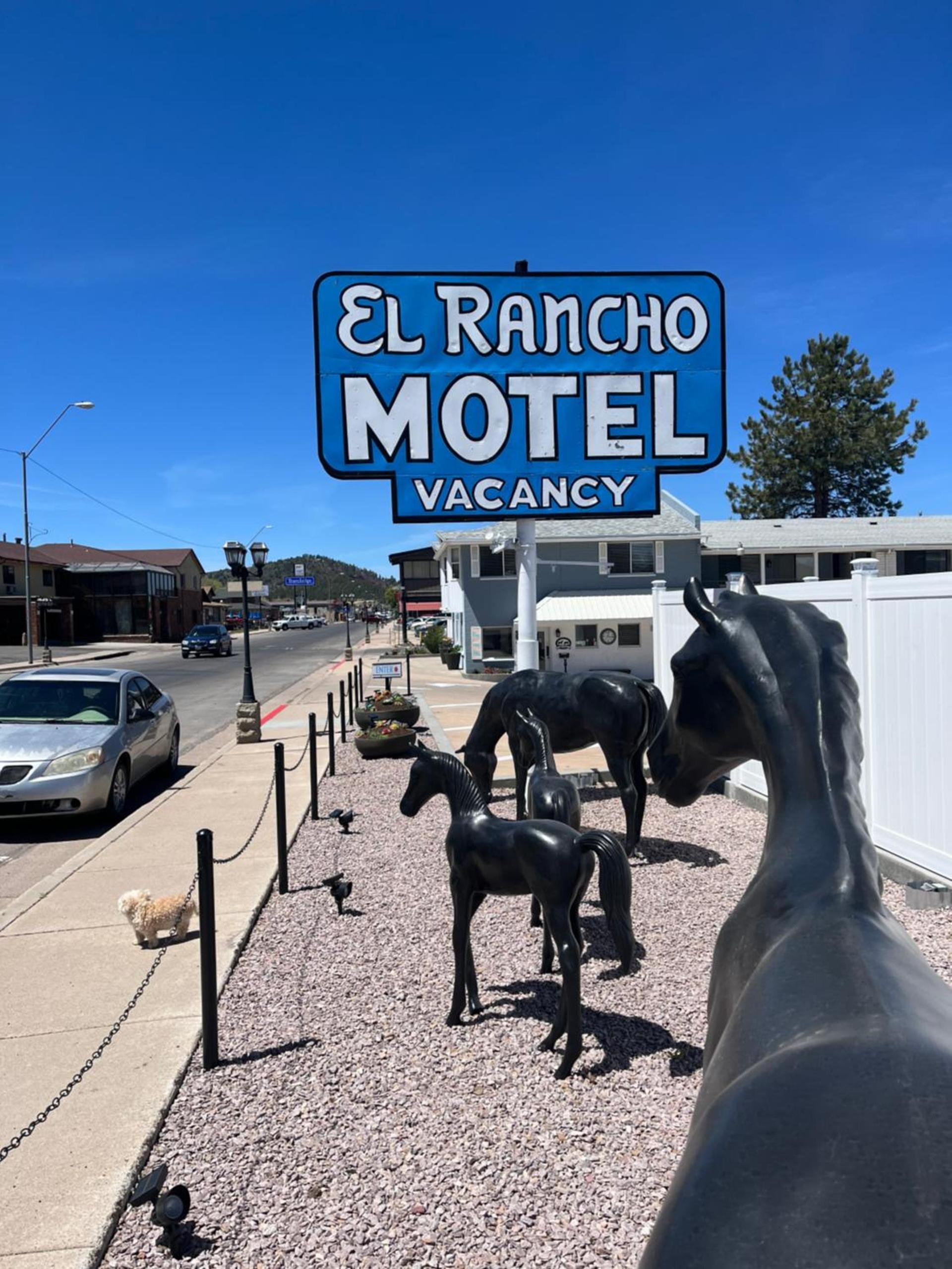 El Rancho Motel photo 18