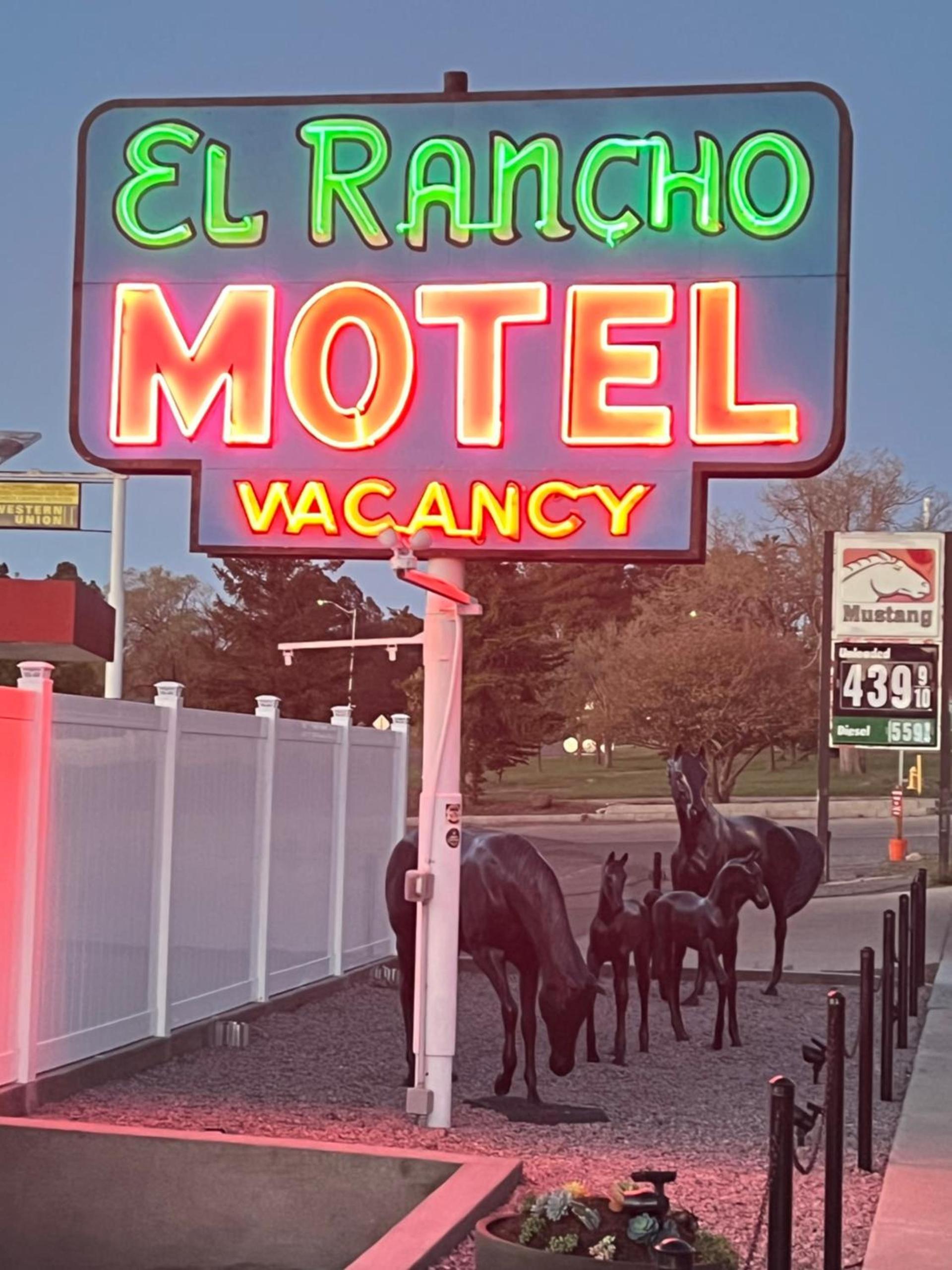 El Rancho Motel photo 7