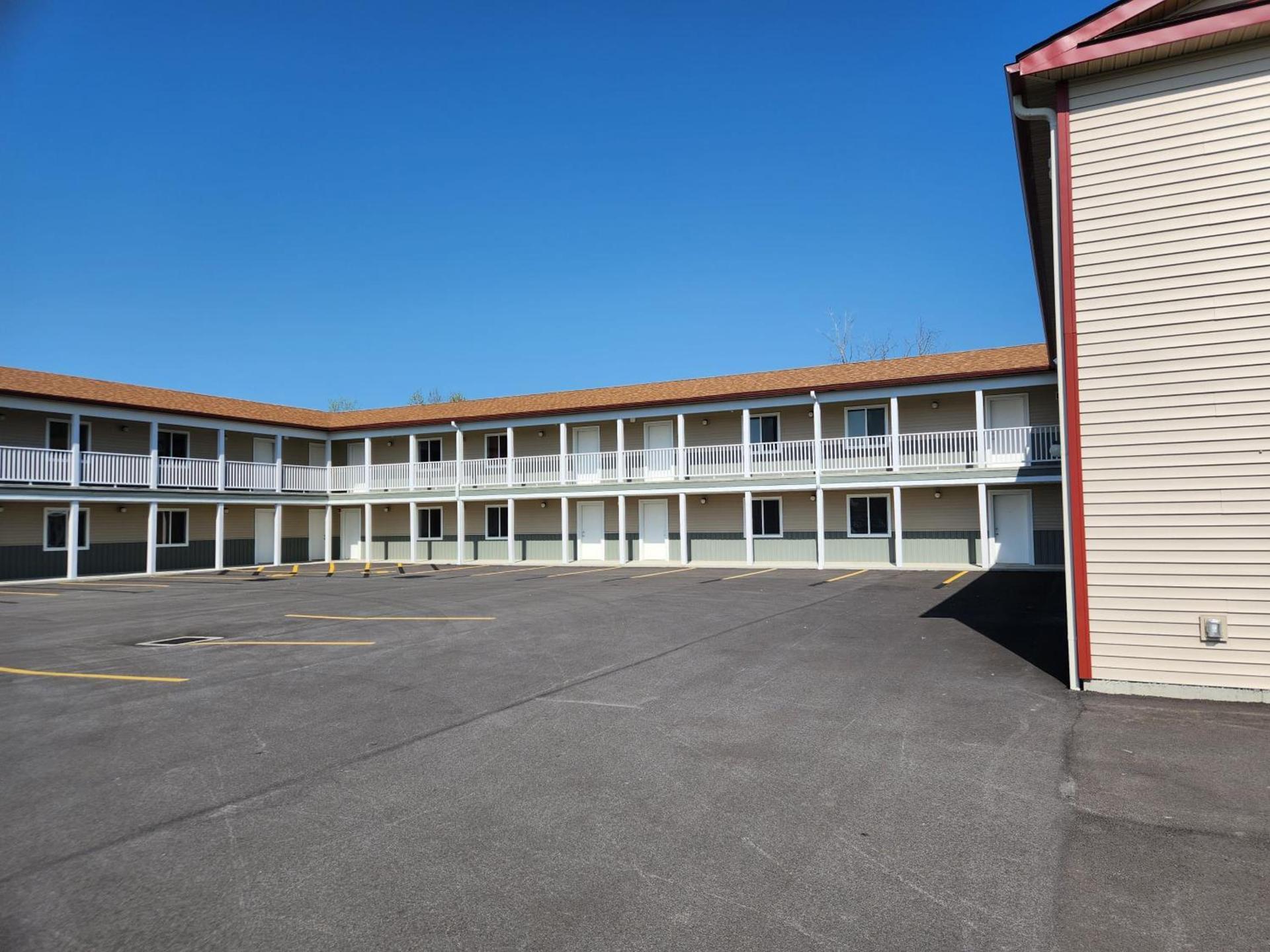 Stay Inn and Suites photo 6