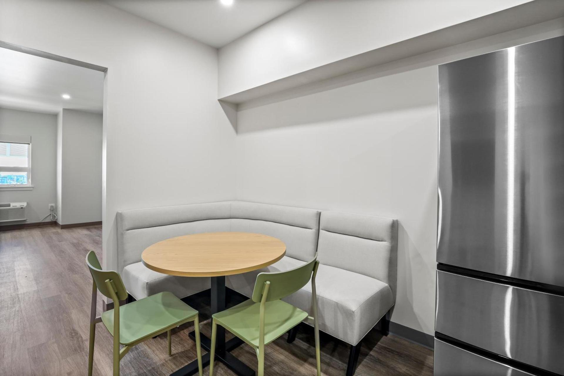 Seaport Suites photo 28