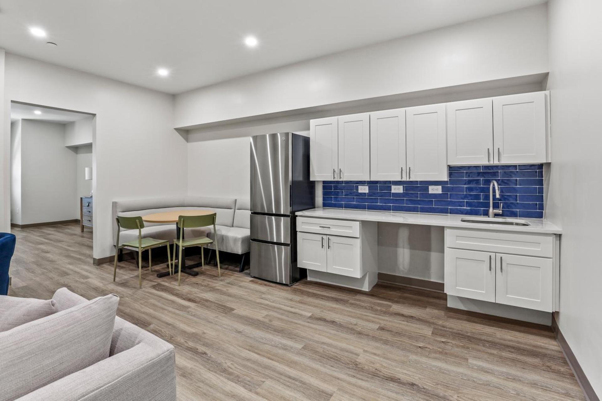 Seaport Suites photo 21