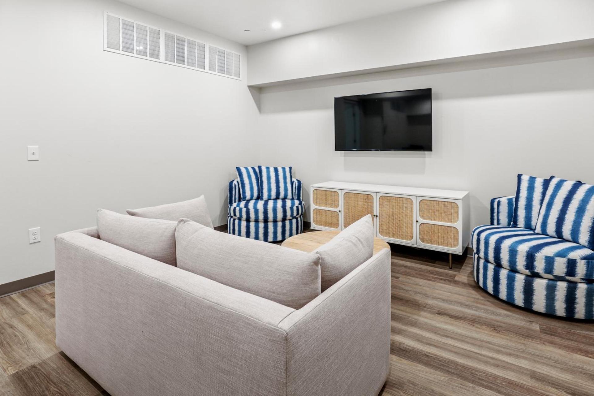 Seaport Suites photo 31