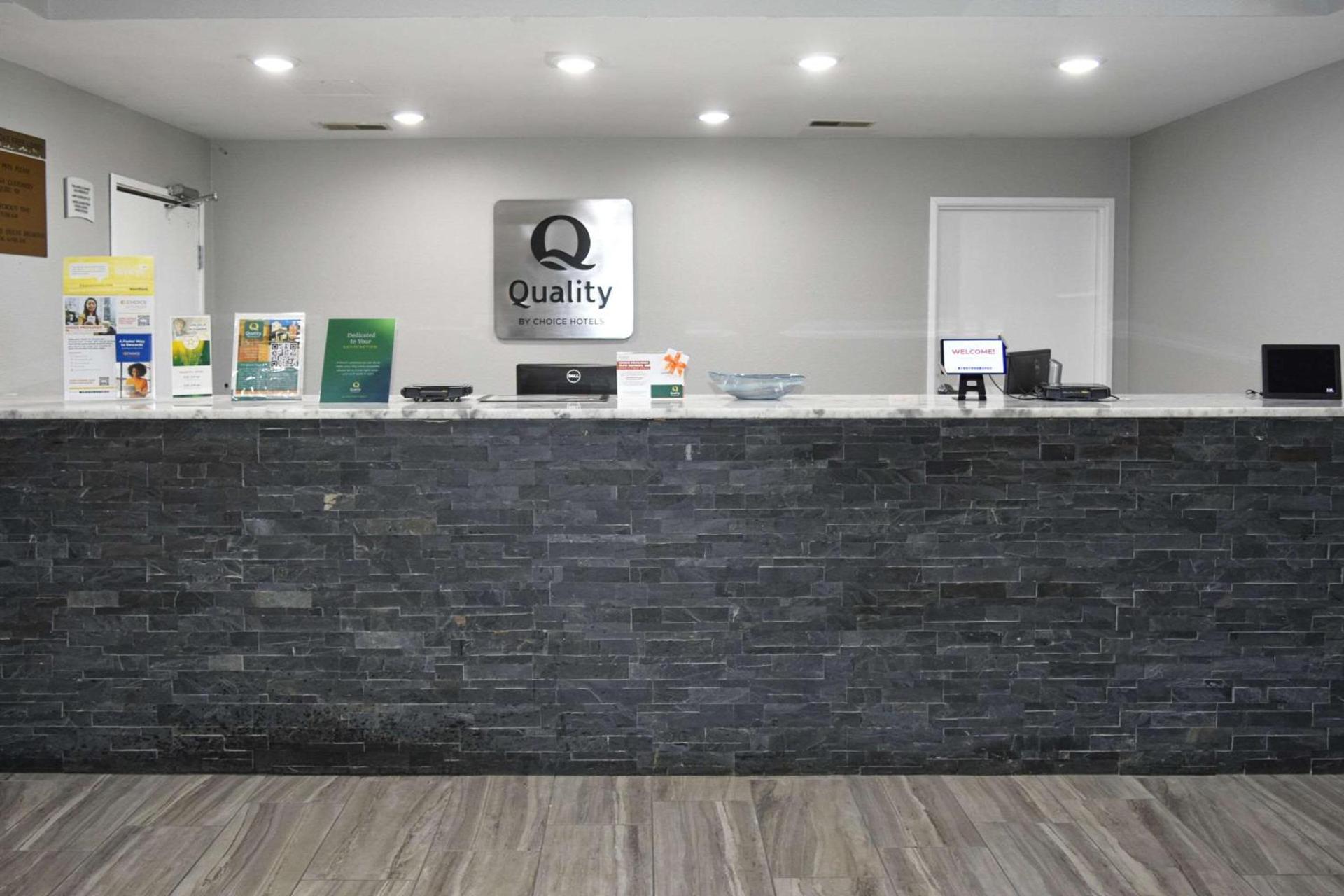Quality Inn & Suites Brooks Louisville South photo 9