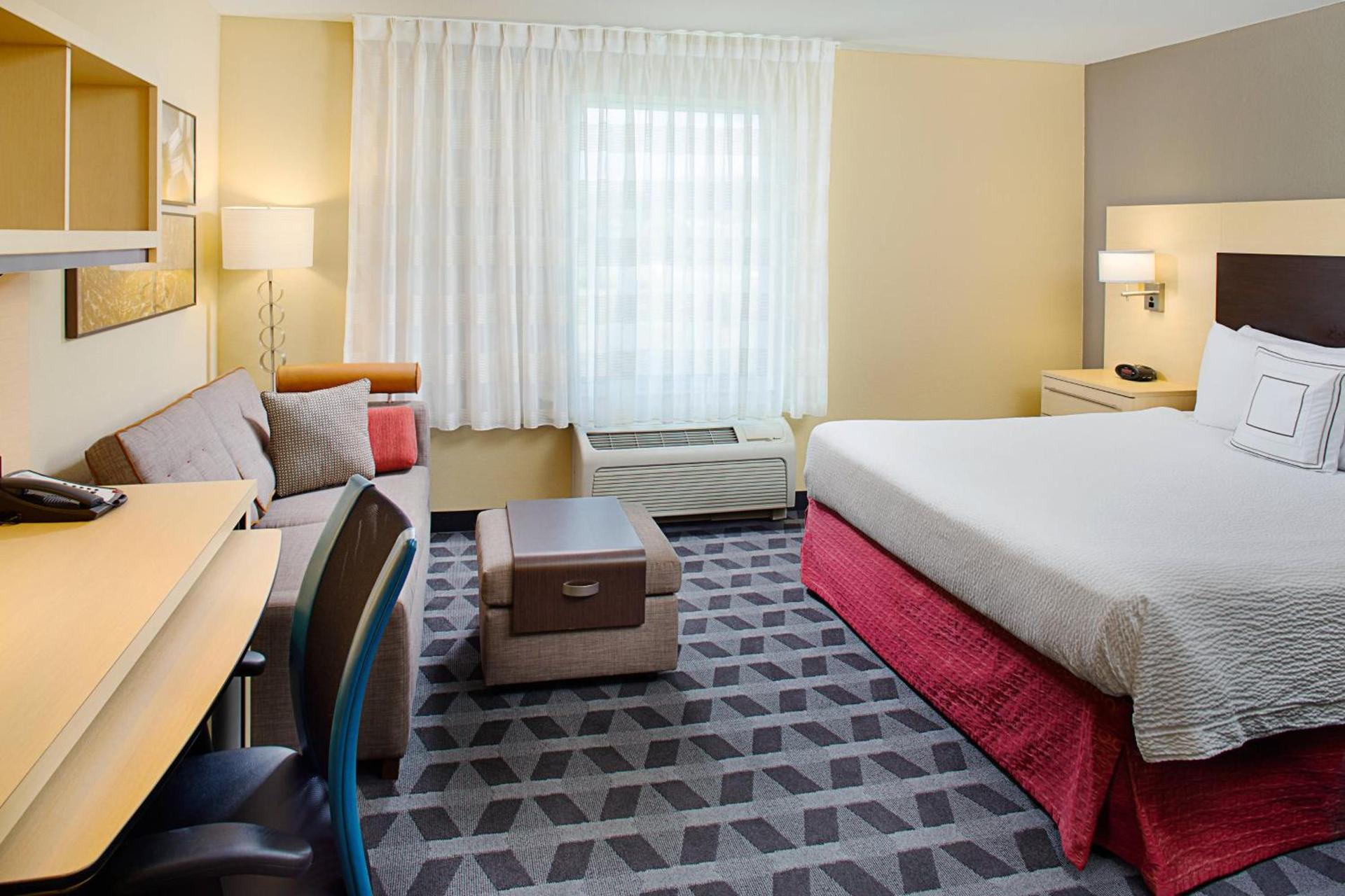 TownePlace Suites by Marriott Fayetteville N / Springdale photo 4