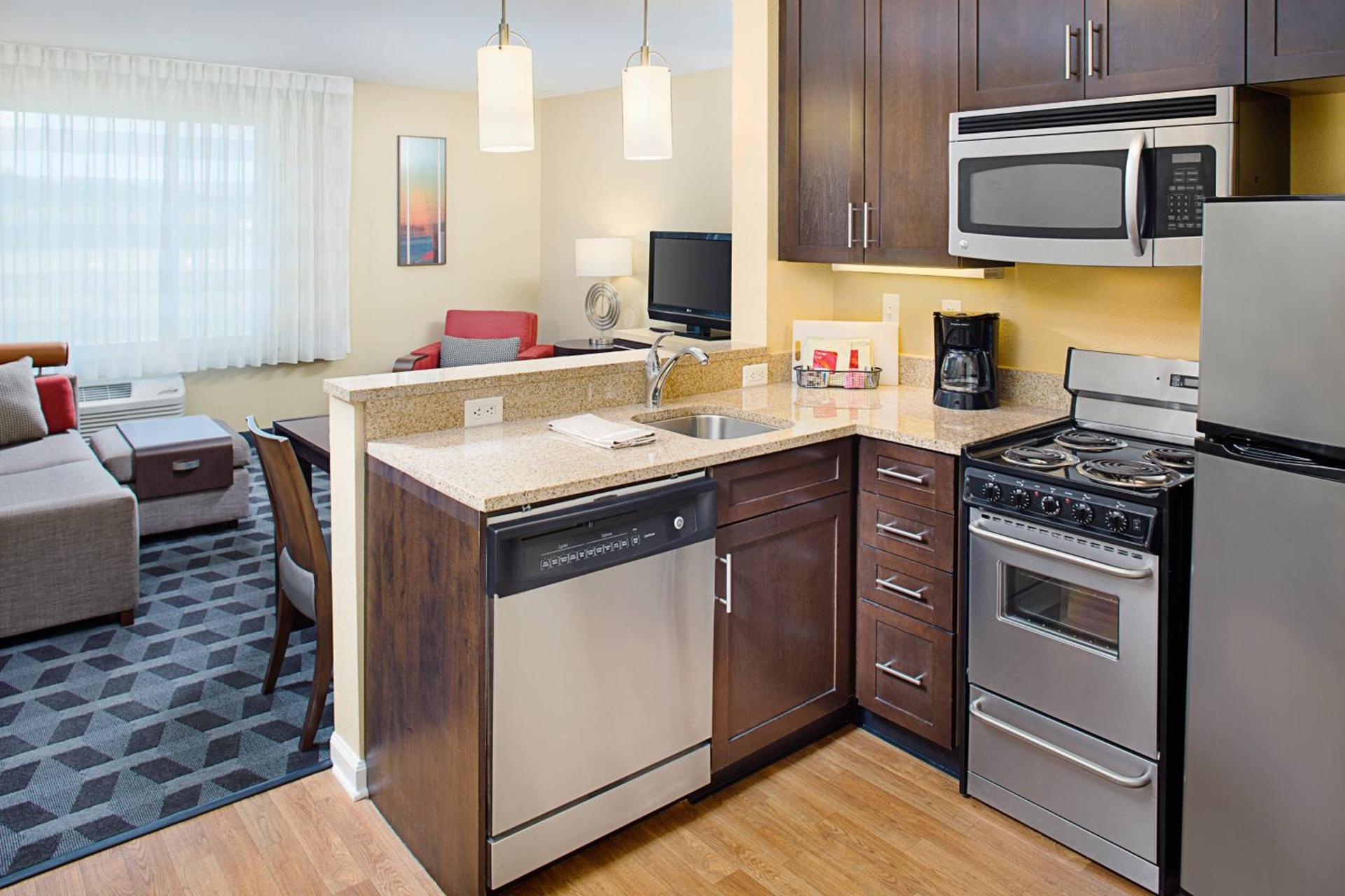 TownePlace Suites by Marriott Fayetteville N / Springdale photo 8