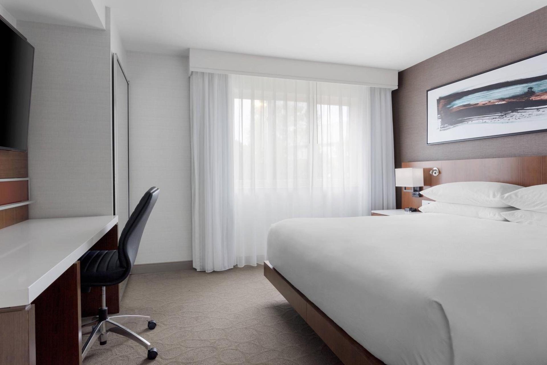 Delta Hotels by Marriott Burlington photo 9