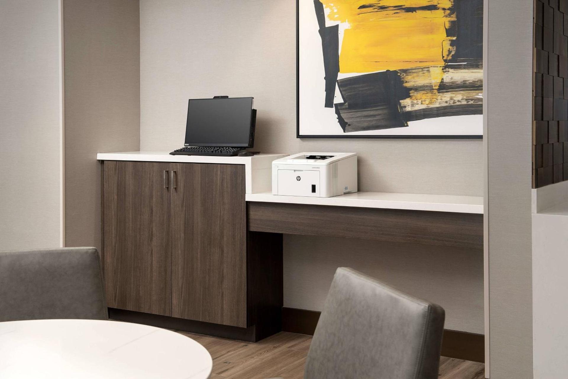 Residence Inn Doral Mall Area photo 26