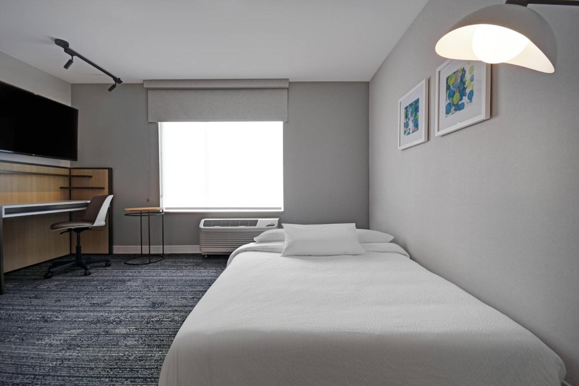 TownePlace Suites by Marriott Fall River Westport photo 10