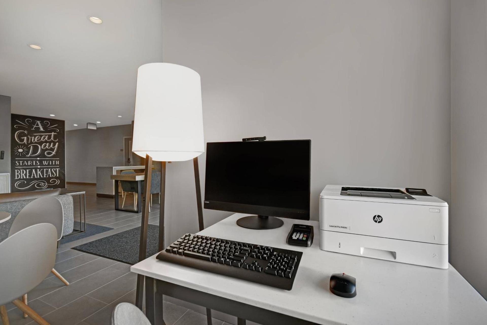 TownePlace Suites by Marriott Fall River Westport photo 22