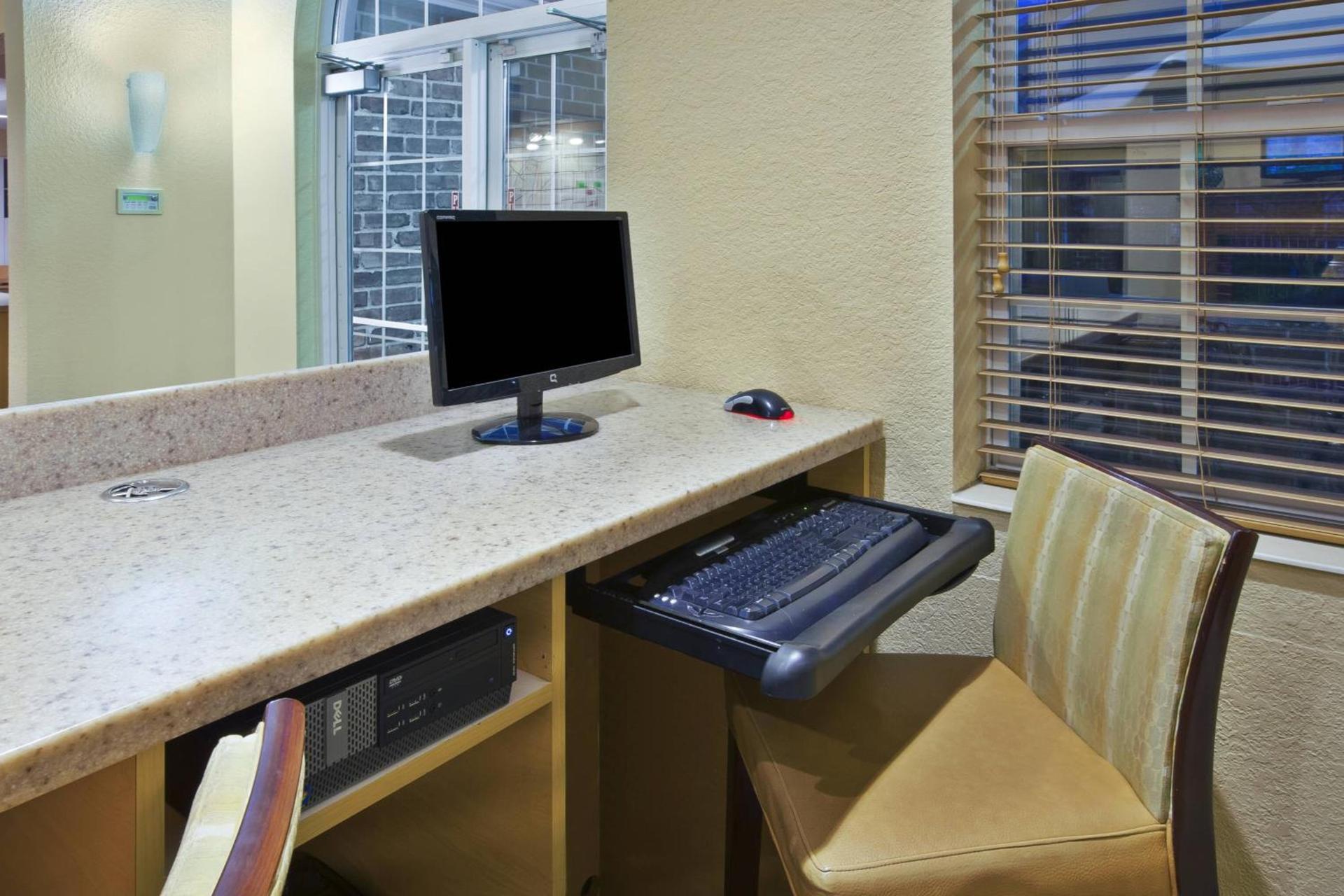 TownePlace Suites by Marriott Brookfield photo 10