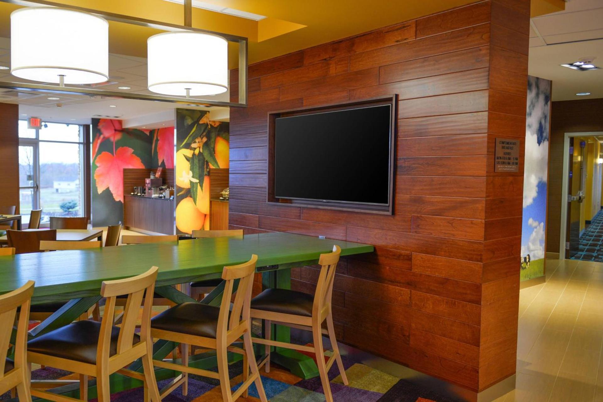 Fairfield Inn and Suites Canton South photo 14