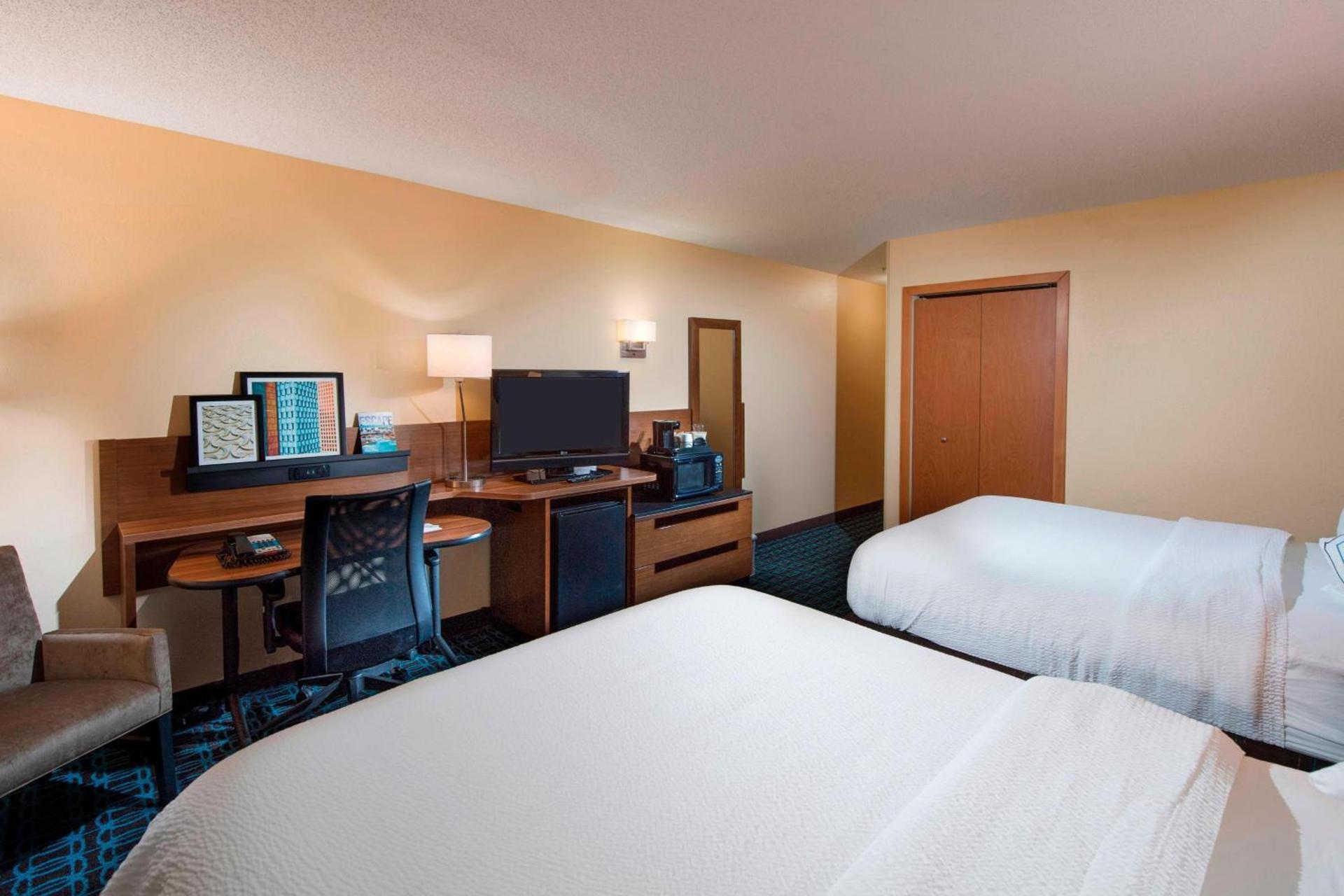Fairfield Inn and Suites Charleston North/University Area photo 6