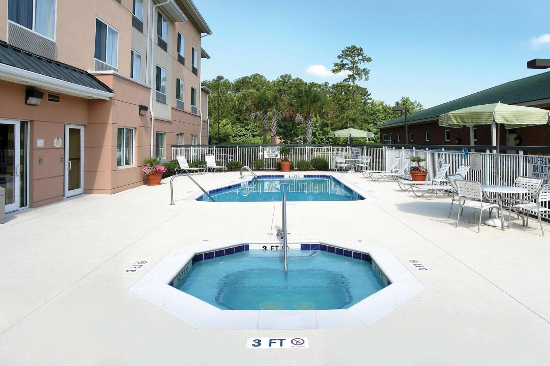 Fairfield Inn and Suites Charleston North/University Area photo 16