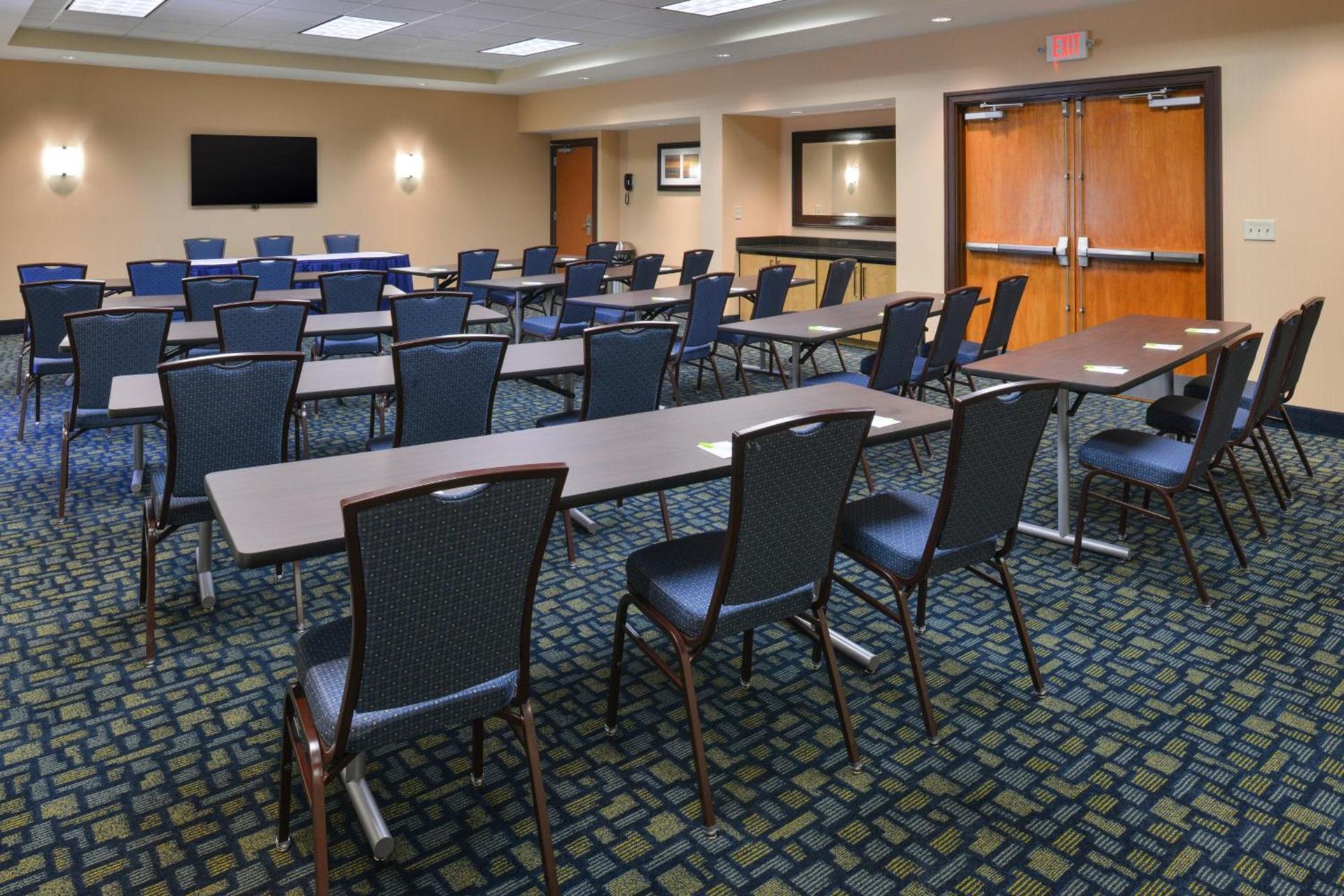 Fairfield Inn and Suites Charleston North/University Area photo 19