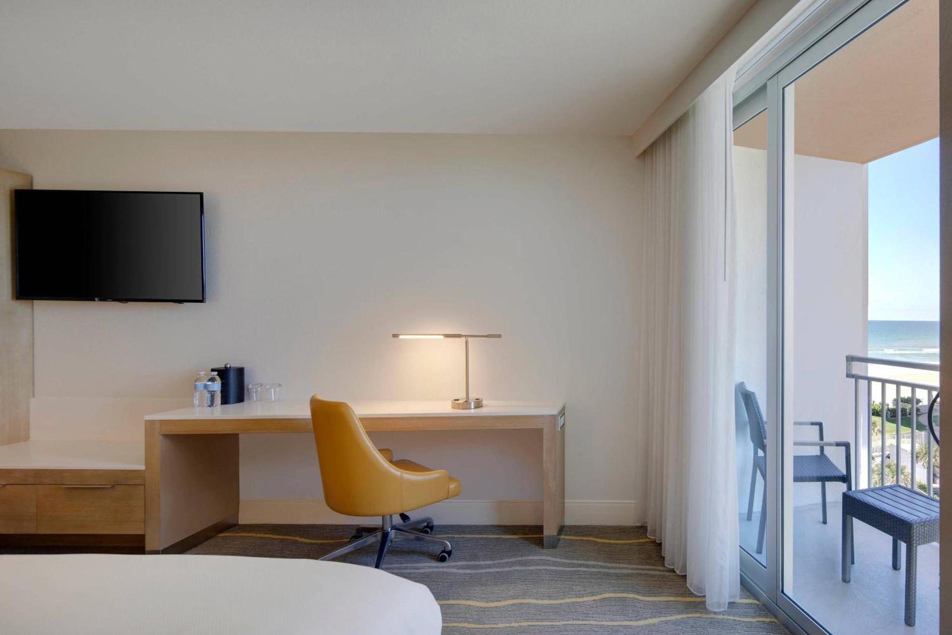 Delta Hotels by Marriott Daytona Beach Oceanfront photo 15