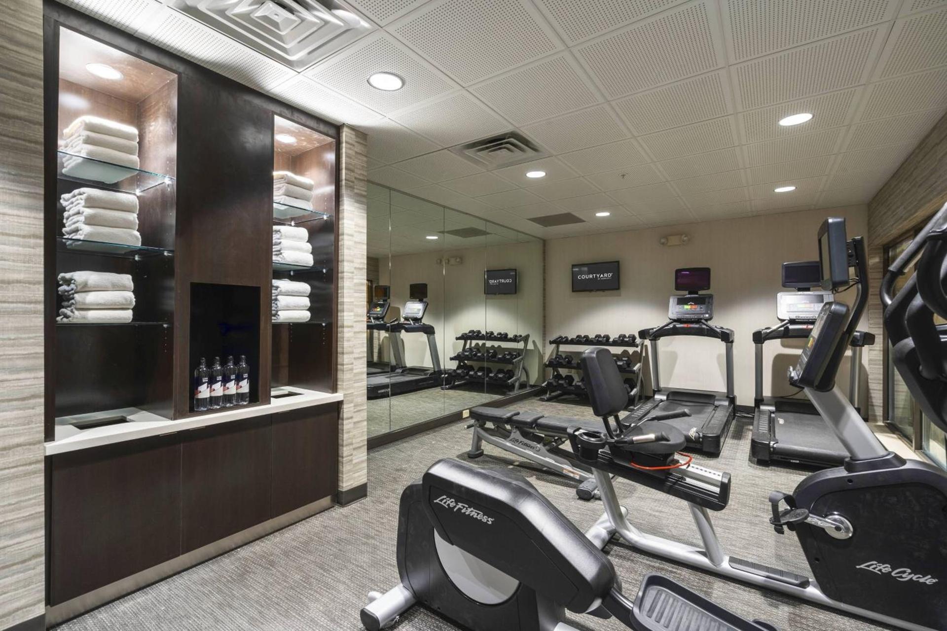 Courtyard by Marriott Cleveland Willoughby photo 21