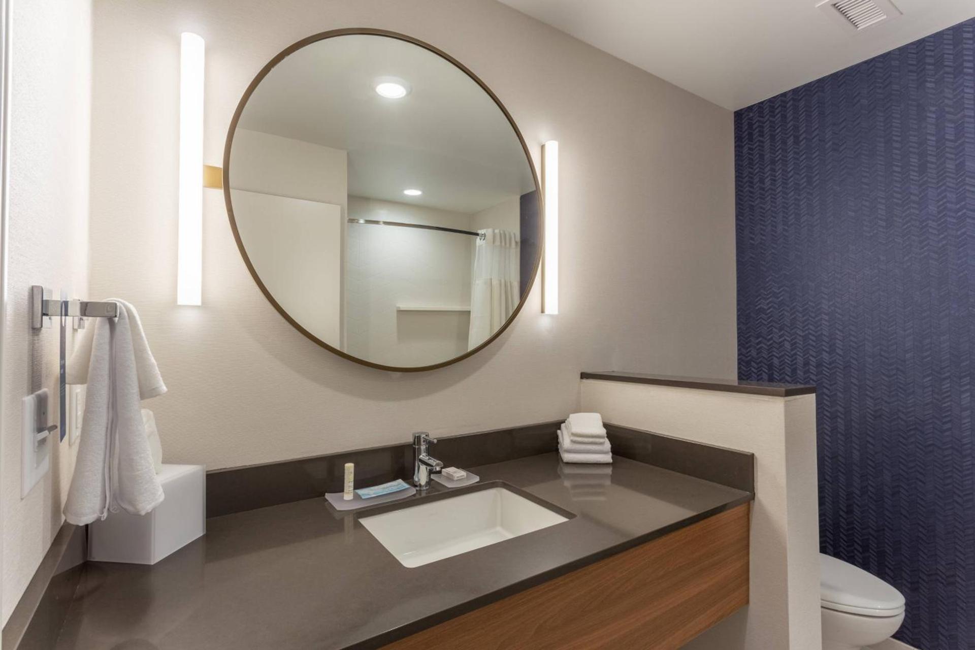 Fairfield Inn & Suites Franklin photo 12