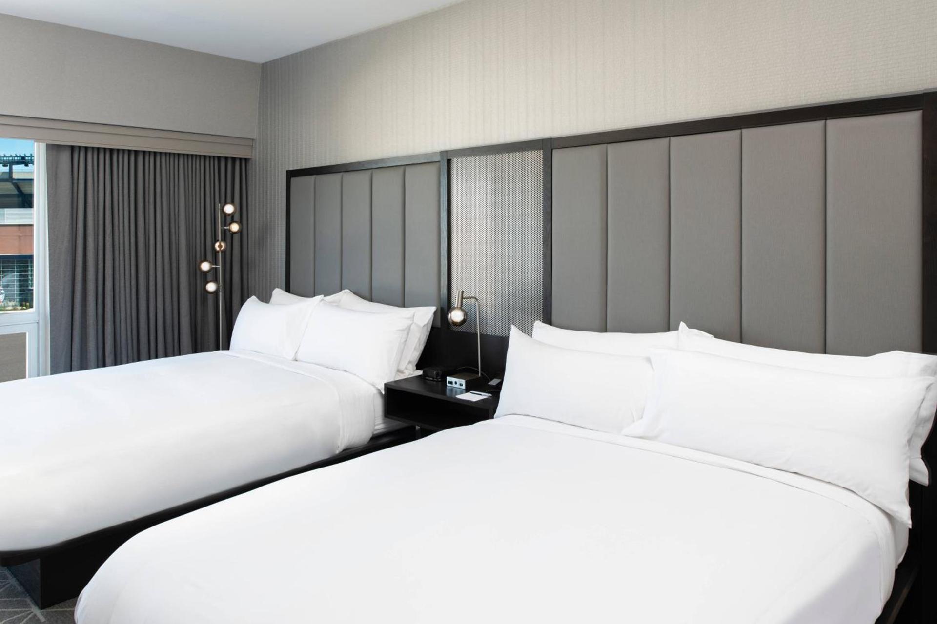 Renaissance Boston Patriot Place Hotel photo 6