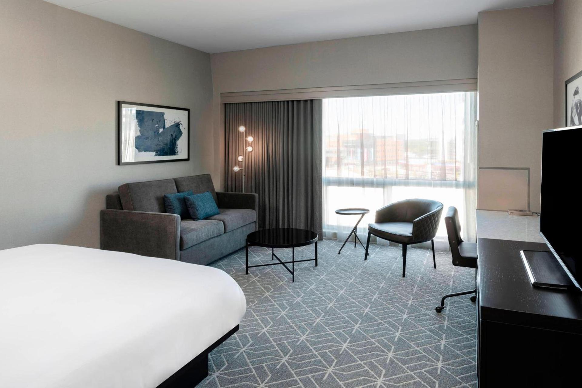 Renaissance Boston Patriot Place Hotel photo 17