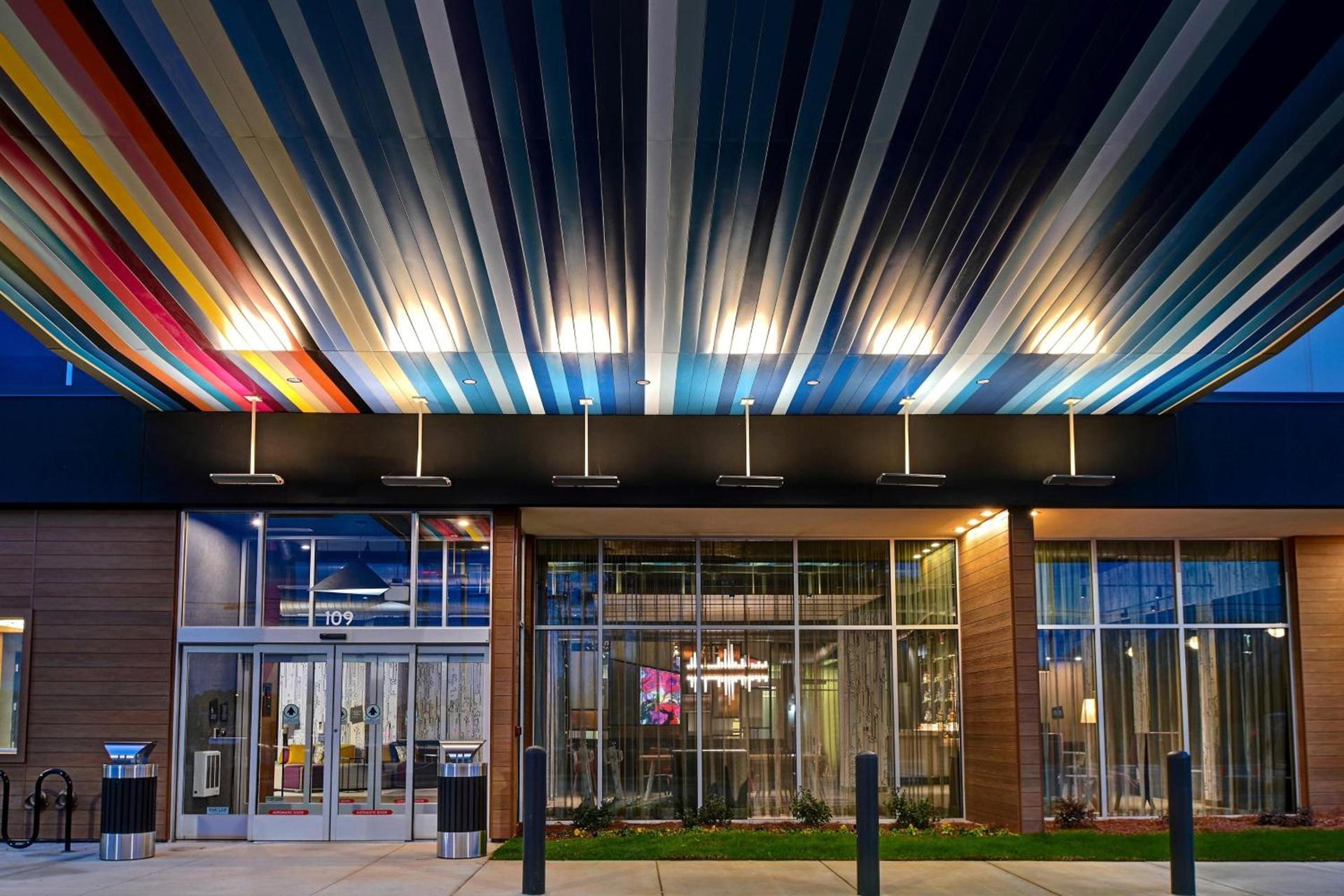 Aloft by Marriott Mooresville photo 7