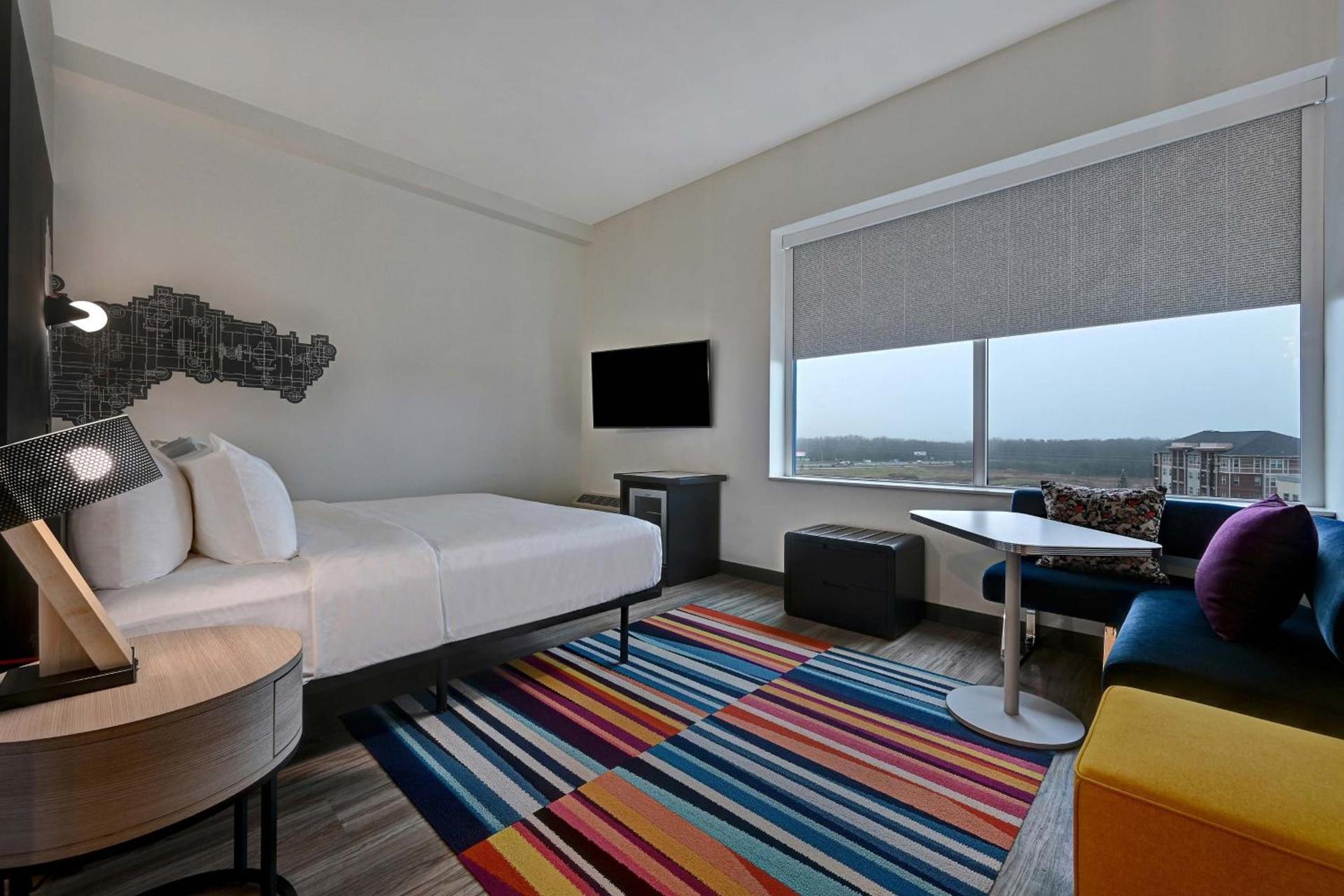 Aloft by Marriott Mooresville photo 11