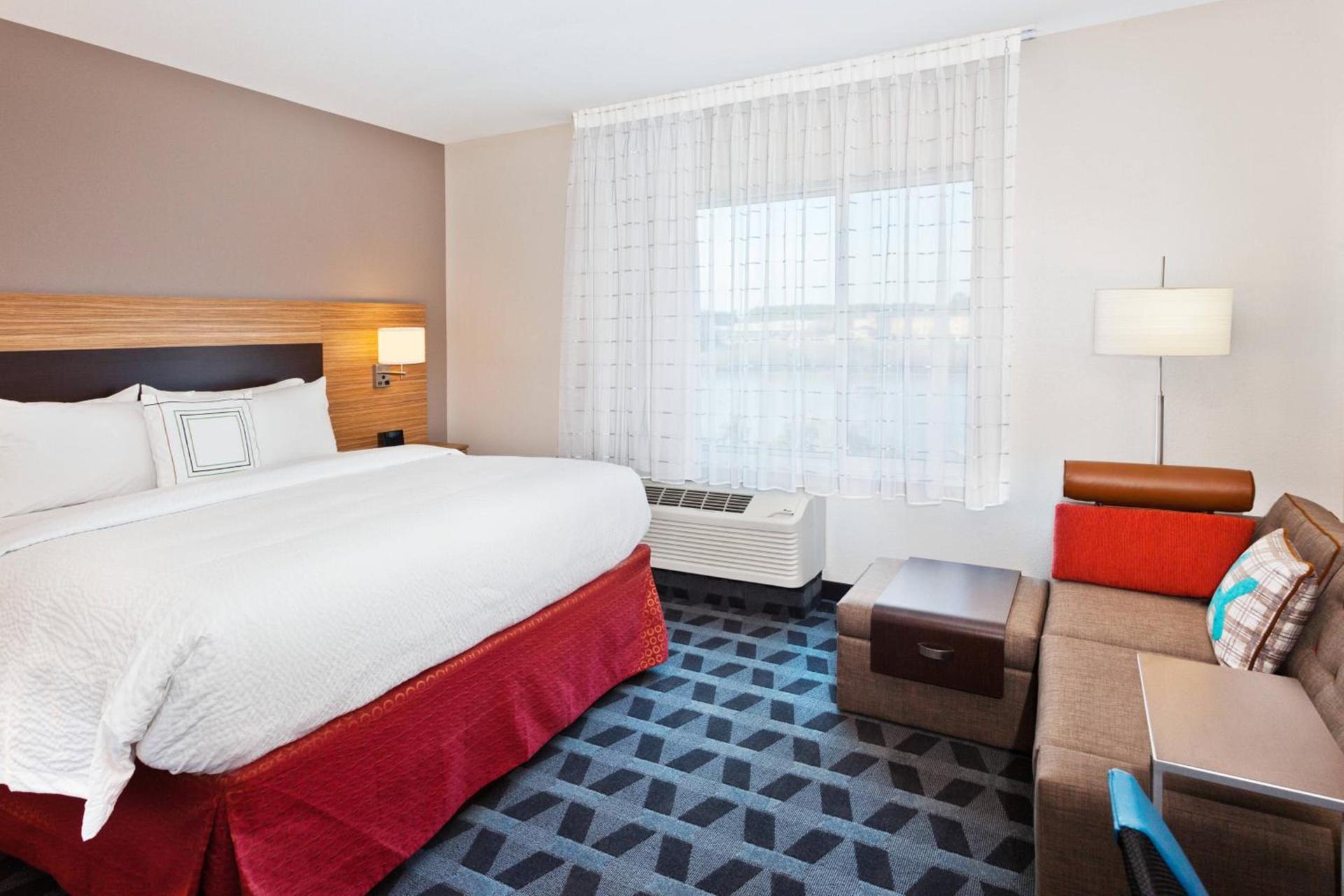 TownePlace Suites Dothan photo 12
