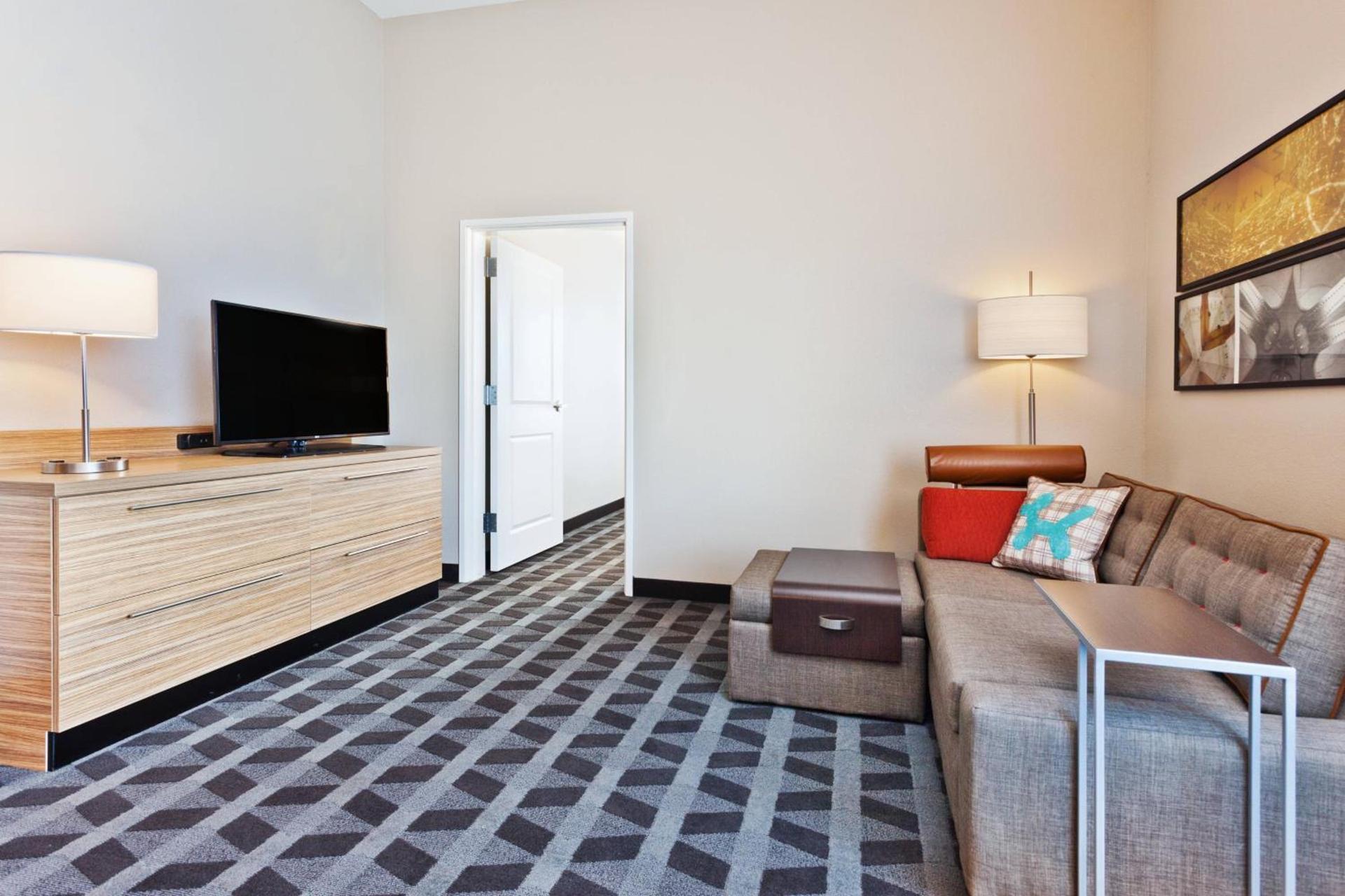 TownePlace Suites Dothan photo 17