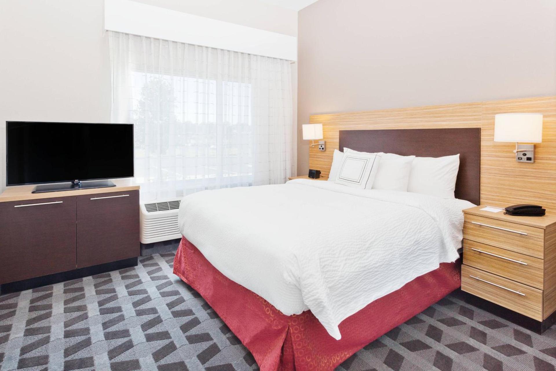 TownePlace Suites Dothan photo 19