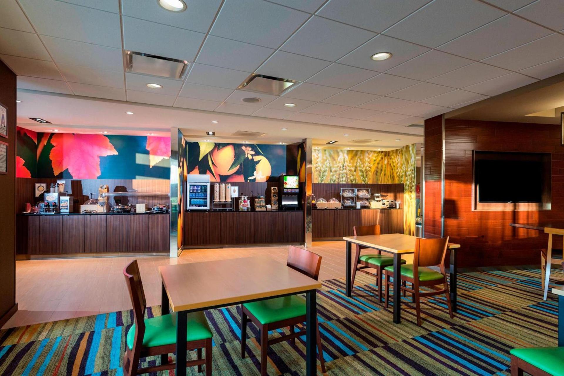Fairfield by Marriott Inn & Suites Palm Desert Coachella Valley photo 18