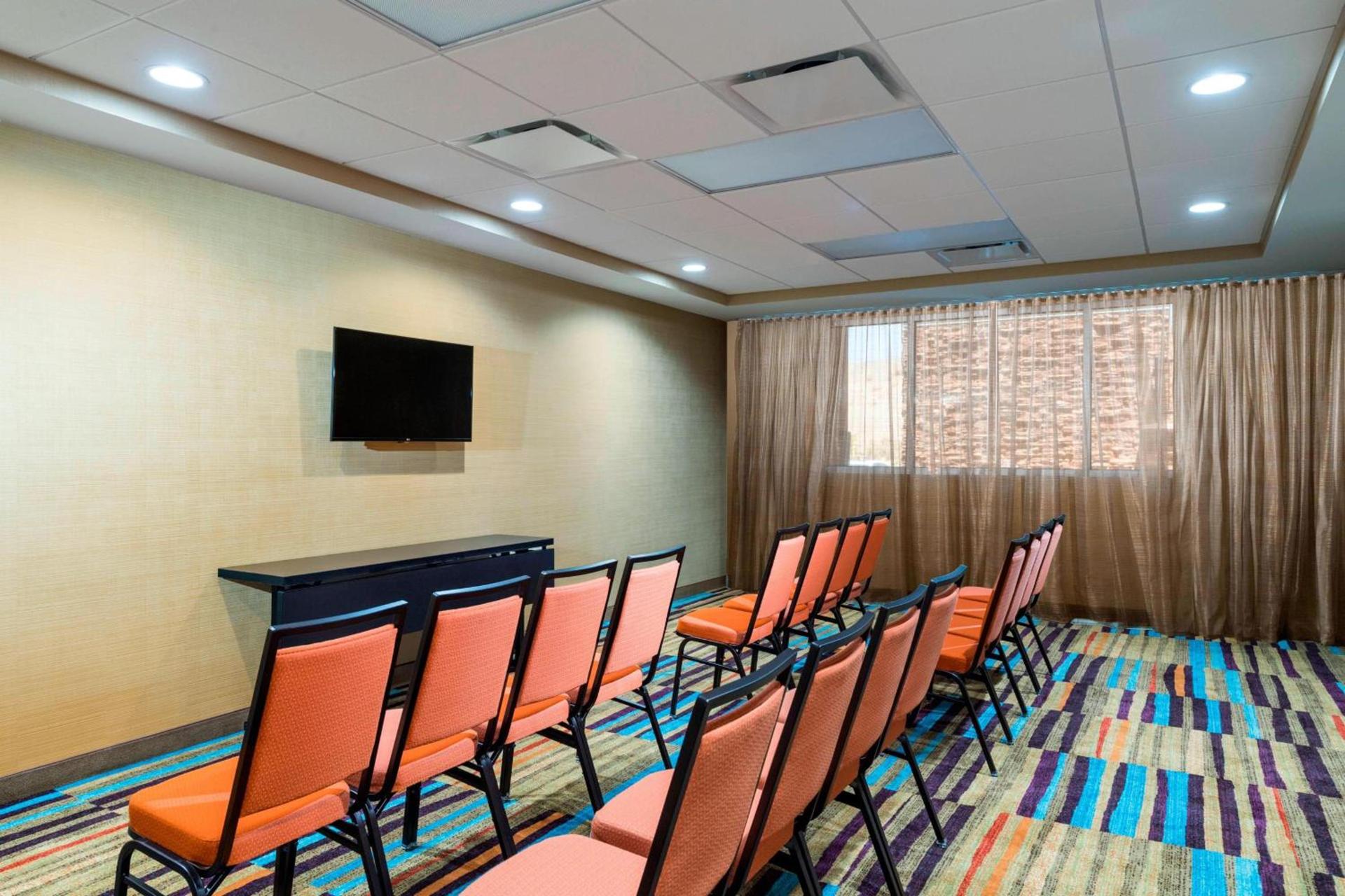 Fairfield by Marriott Inn & Suites Palm Desert Coachella Valley photo 25