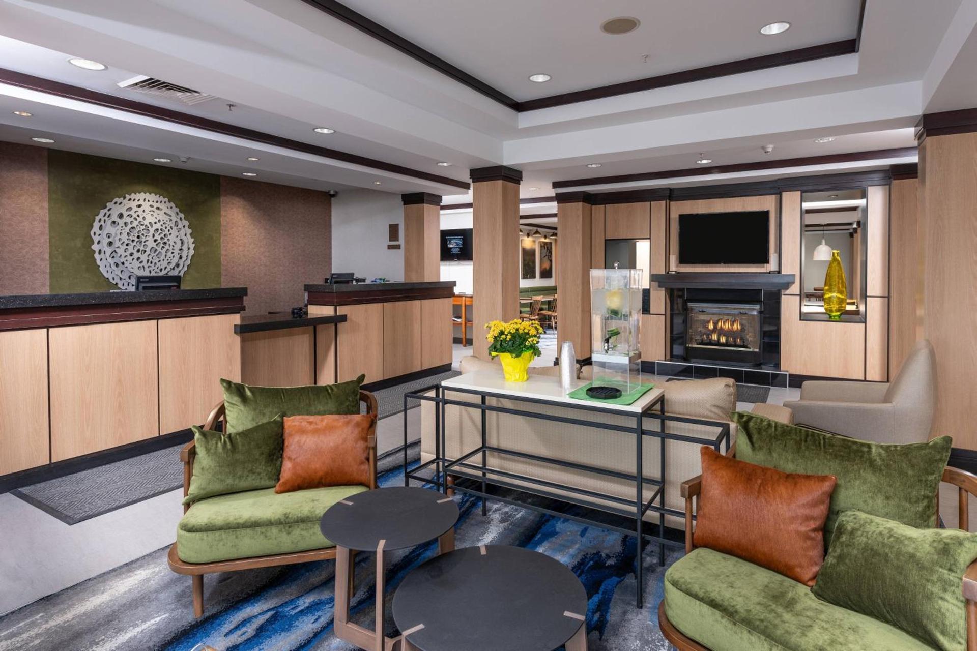 Fairfield Inn and Suites by Marriott New Bedford photo 2
